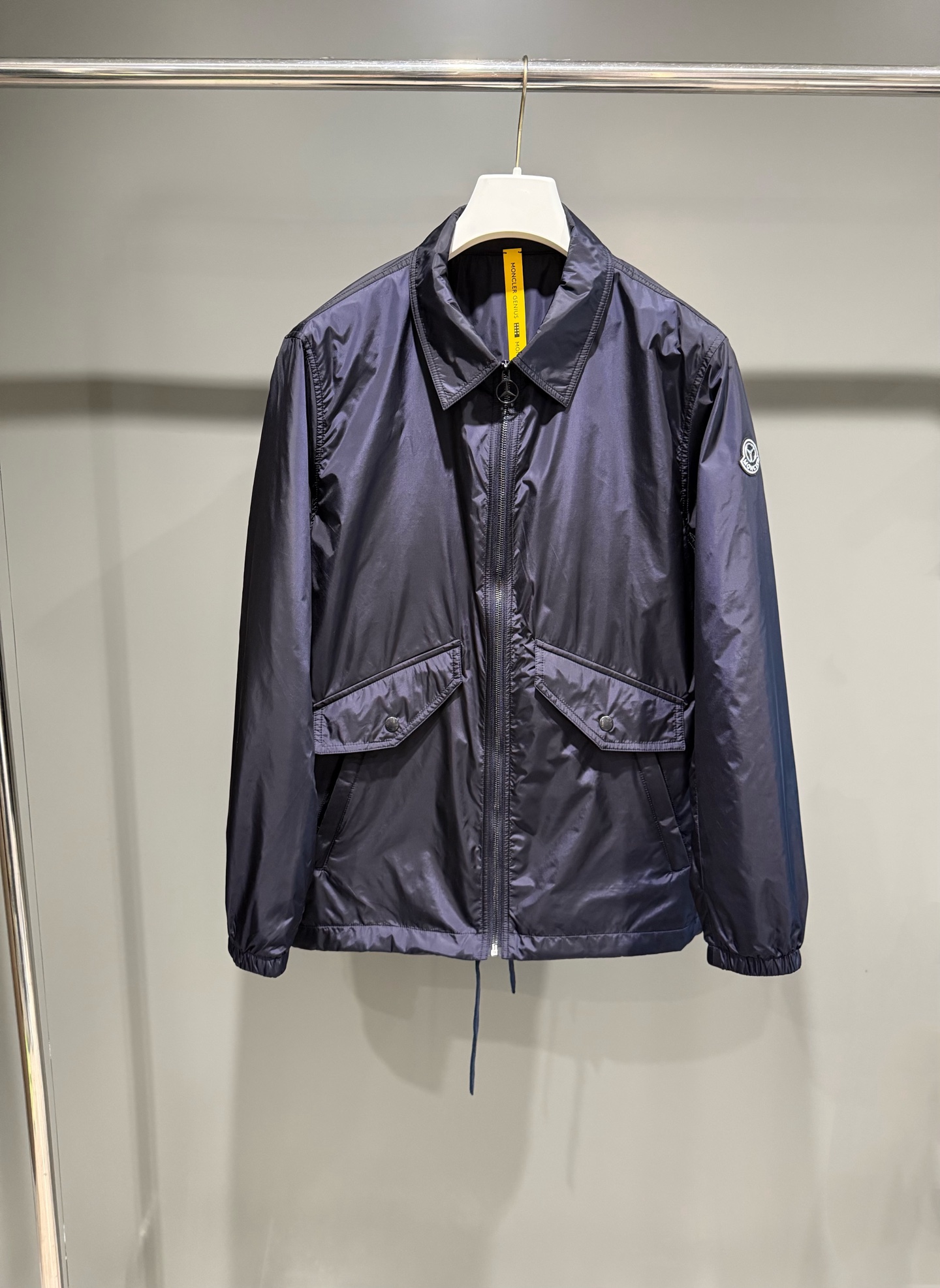 NO:637387,Mouth high version 25 early autumn new MONCLER GENIUS x Mercedes-Benz by Nigo joint model pattern printed lapel zipper long-sleeved jacket navy blue, Mouth-clothing,Moncler,jackets & coats,jackets & coats,alexander wang19860909蒙口高版本25早秋新款MONCLER GENIUS x 梅赛德斯-奔驰 by Nigo 联名款 图案印花翻领拉链长袖夹克外套 海军蓝,蒙口-服装,Moncler,jackets & coats,jackets & coats,alexander wang,Women's clothing