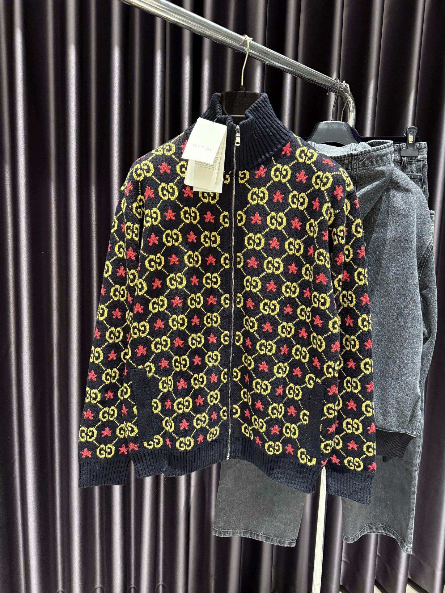 NO:711019,G's new GG all-over printed knitted long-sleeved stand-up collar zipper cardigan, Gucci-clothing, gucci, gucci,19860909G家新款GG满印针织长袖立领拉链开衫,古驰-服装,gucci,gucci,,Women's clothing