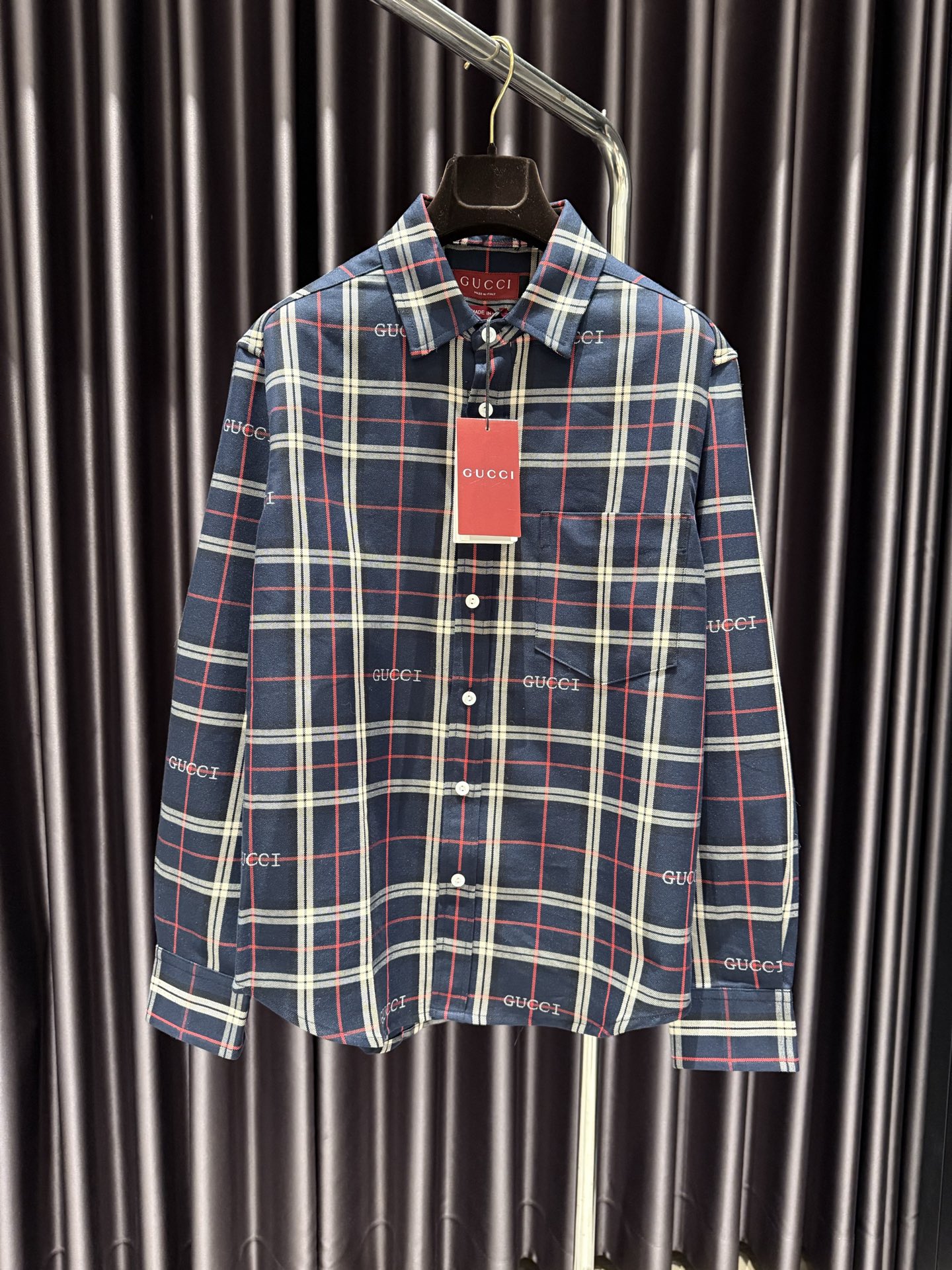 NO:779396,G's 25 new style Scottish plaid jacquard padded shirt is designed in college style to create a versatile style, which can easily control daily and casual looks. This padded shirt is made of multi-color Gucci Scottish plaid jacquard., Gucci - Clothing, gucci, gucci, gucci, shirts,19860909G家25新款苏格兰格纹提花加衬衬衫学院风格设计打造百搭格调,从容驾驭日常和休闲造型.这款加衬衬衫甄选多色Gucci苏格兰格纹提花制作.,古驰-服装,gucci,gucci,gucci,shirts,,Women's clothing