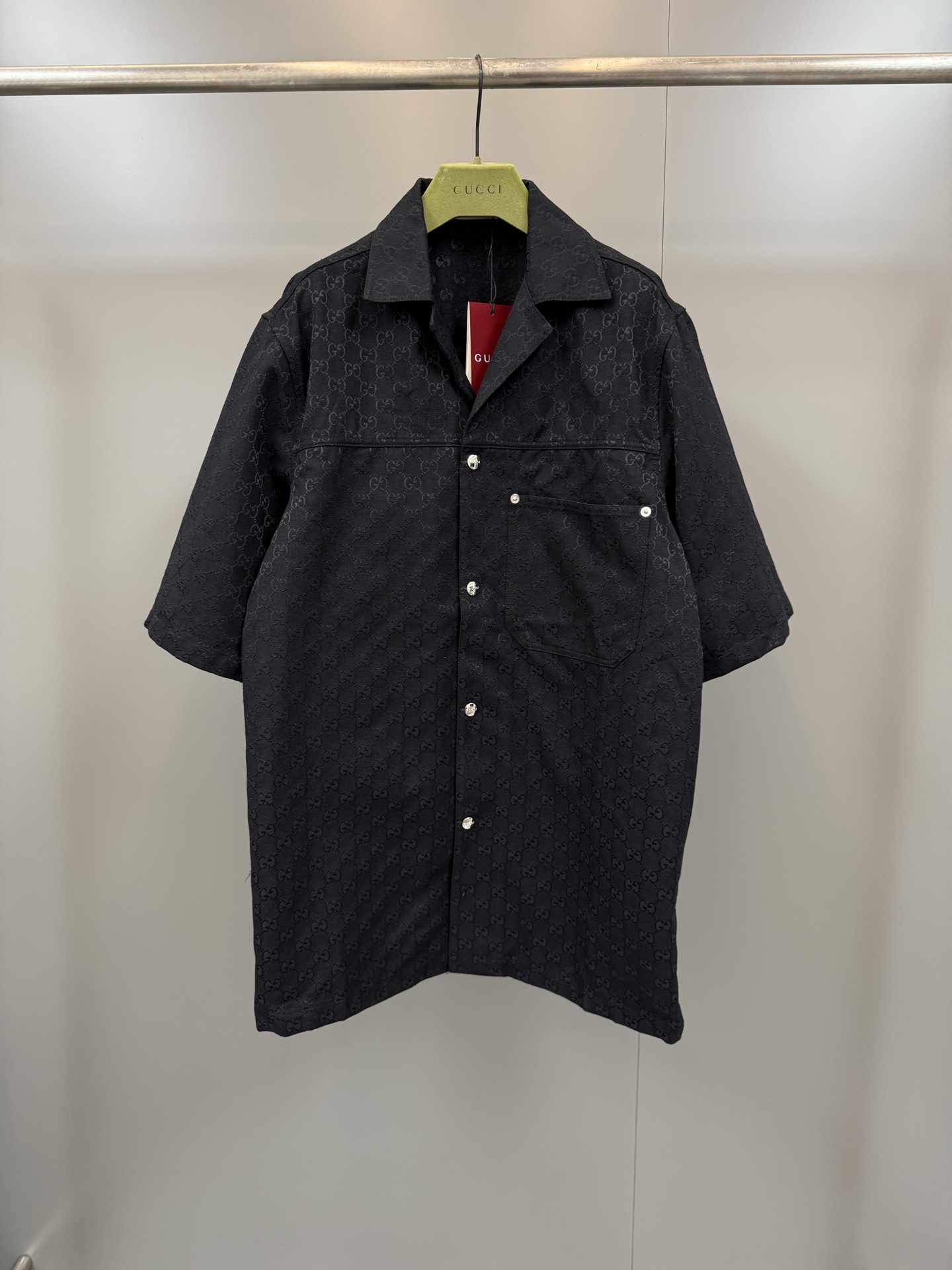 NO:775371,G's 26ss new model incorporates a variety of textures, patterns and colors to refresh your daily wardrobe. This regular fit shirt is made of khaki GG canvas and linen blend fabric., Gucci - Clothing, gucci, gucci, shirts,19860909G家26ss新款融蕴多种纹理、图案与配色,焕新日常衣橱.这款常规版型衬衫采用卡其GG帆布亚麻混纺面料.,古驰-服装,gucci,gucci,shirts,,Women's clothing