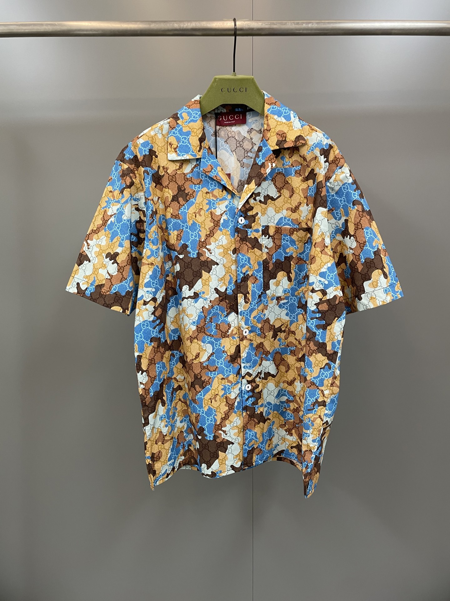 NO:775366,G family 26ss spring and summer new style dopamine Hawaiian short-sleeved shirt high version, Gucci-clothing, gucci, gucci, shirts, T-shirt,19860909G家26ss春夏新款多巴胺夏威夷短袖衬衫 高版本,古驰-服装,gucci,gucci,shirts,T-shirt,,Women's clothing