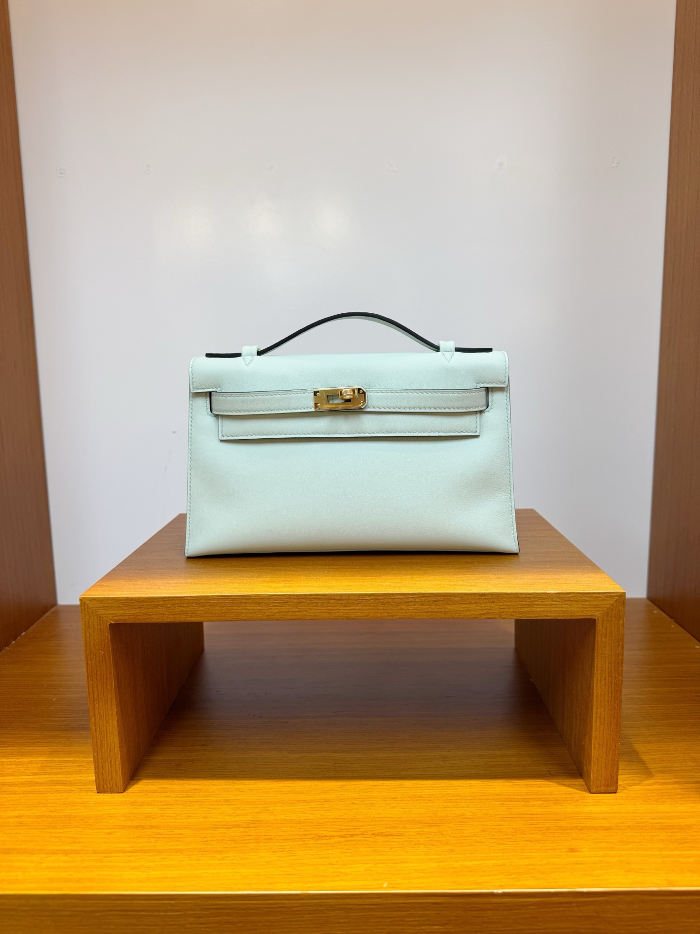 NO:811778,In stock, mini Kelly first generation, mint green gold buckle, swift leather imported from France, pure hand-stitched wax thread, Hermes, hermes, stuart weitzman, Hermes,19860909现货现货,mini Kelly 一代,薄荷绿金扣,法国进口swift皮,纯手工手缝蜡线,爱马仕,hermes,stuart weitzman,Hermes,,Bag