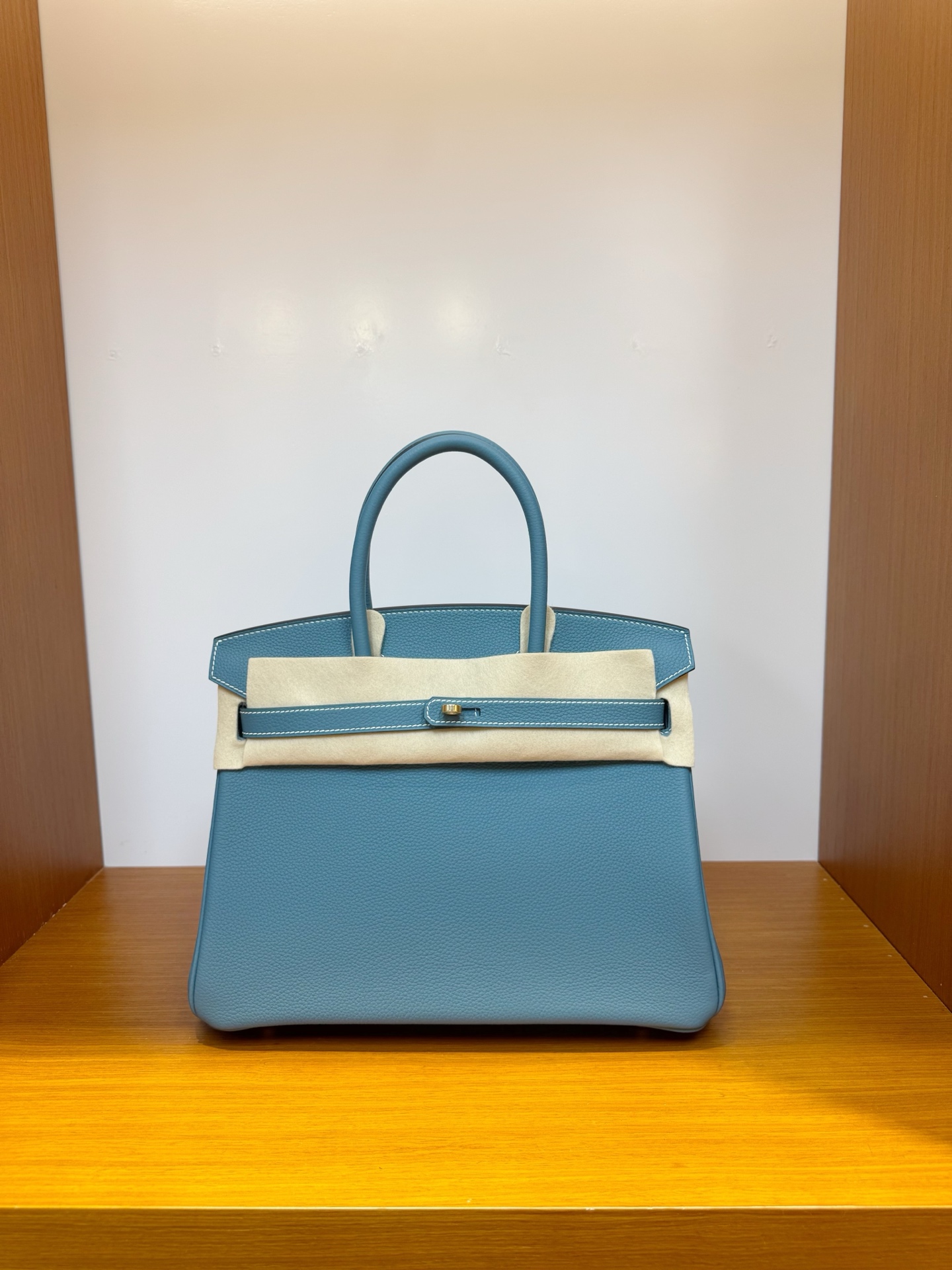 NO:700722,In stock, platinum 30, denim blue, gold buckle, togo leather imported from Germany, pure hand-stitched wax thread, Hermes, hermes, Hermes,19860909现货,铂金 30,牛仔蓝,金扣,德国进口togo 皮,纯手工手缝蜡线,爱马仕,hermes,Hermes,,Bag