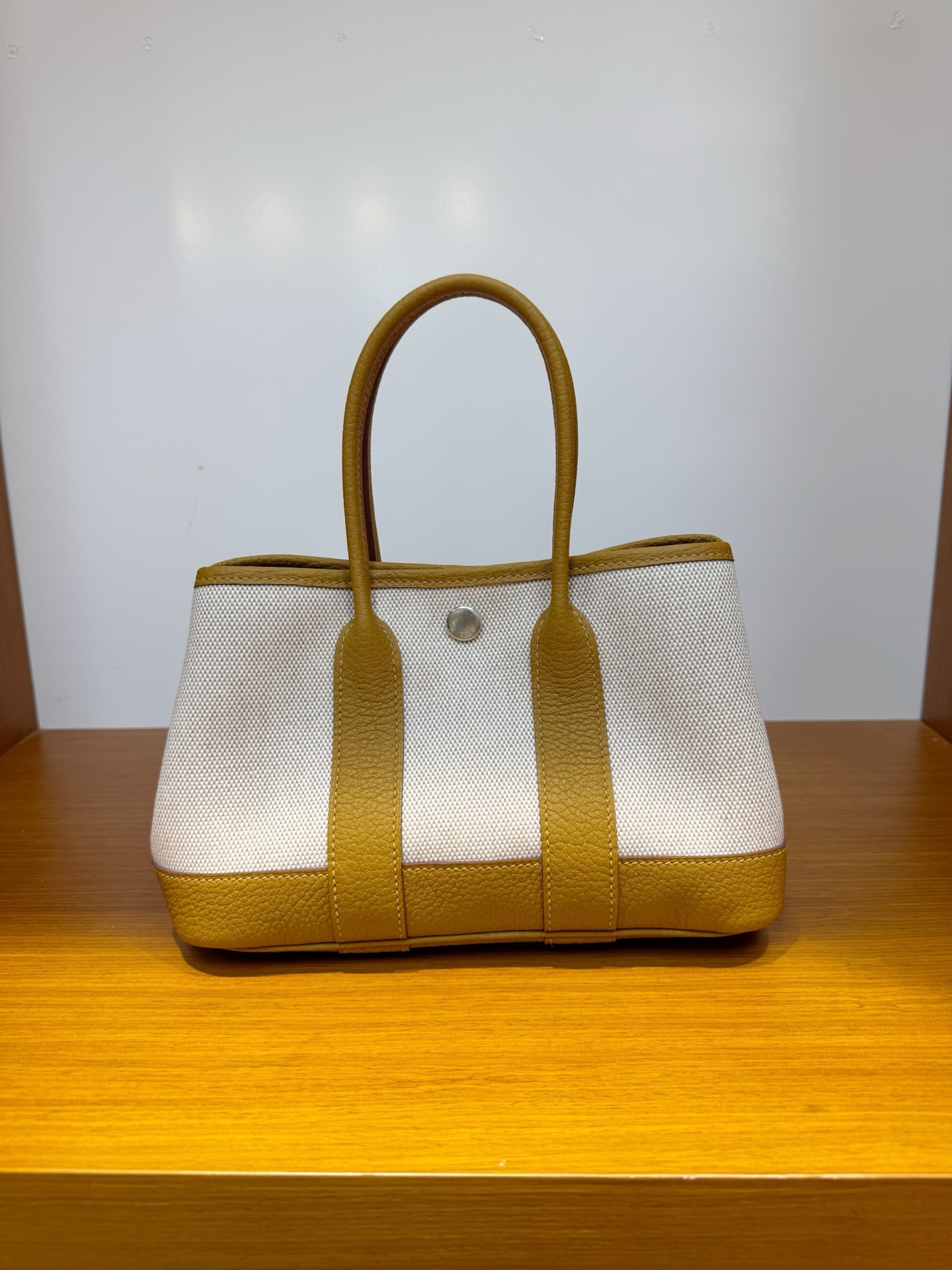 NO:811511,Ready stock, mini garden bag 23 piece canvas, beach gold, imported negonda, hand-stitched wax thread, Hermes, hermes, Hermes,19860909现货,迷你花园包23拼帆布,沙滩金,进口negonda,纯手工手缝蜡线,爱马仕,hermes,Hermes,,Bag