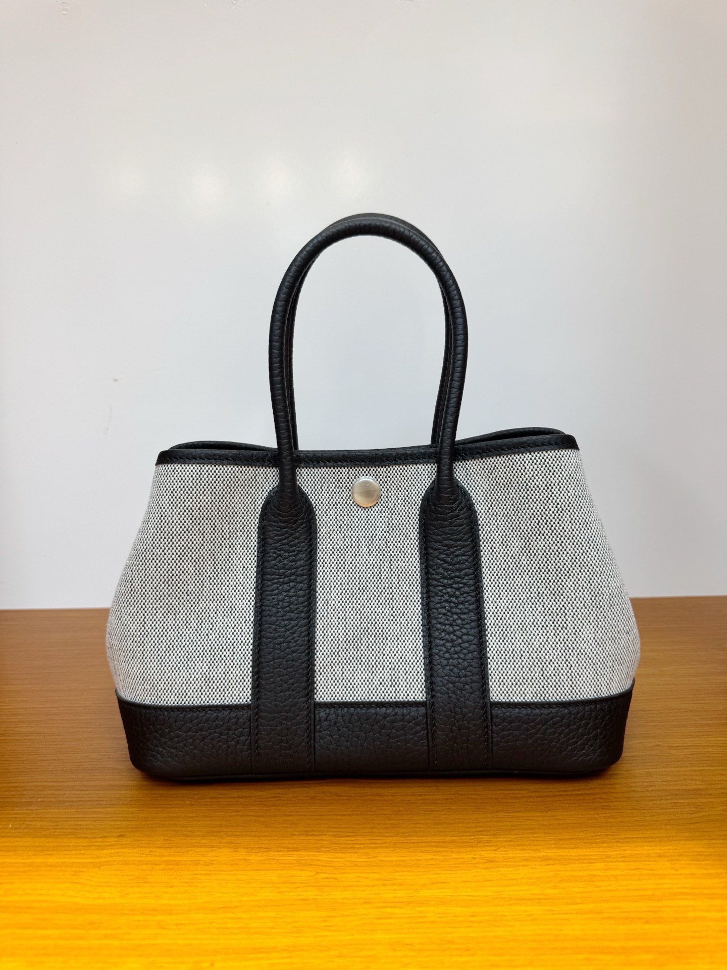 NO:811484,Ready stock, mini garden bag 23 canvas, black, imported negonda, hand-stitched wax thread, Hermes, hermes, Hermes,19860909现货,迷你花园包23拼帆布,黑色,进口negonda,纯手工手缝蜡线,爱马仕,hermes,Hermes,,Bag