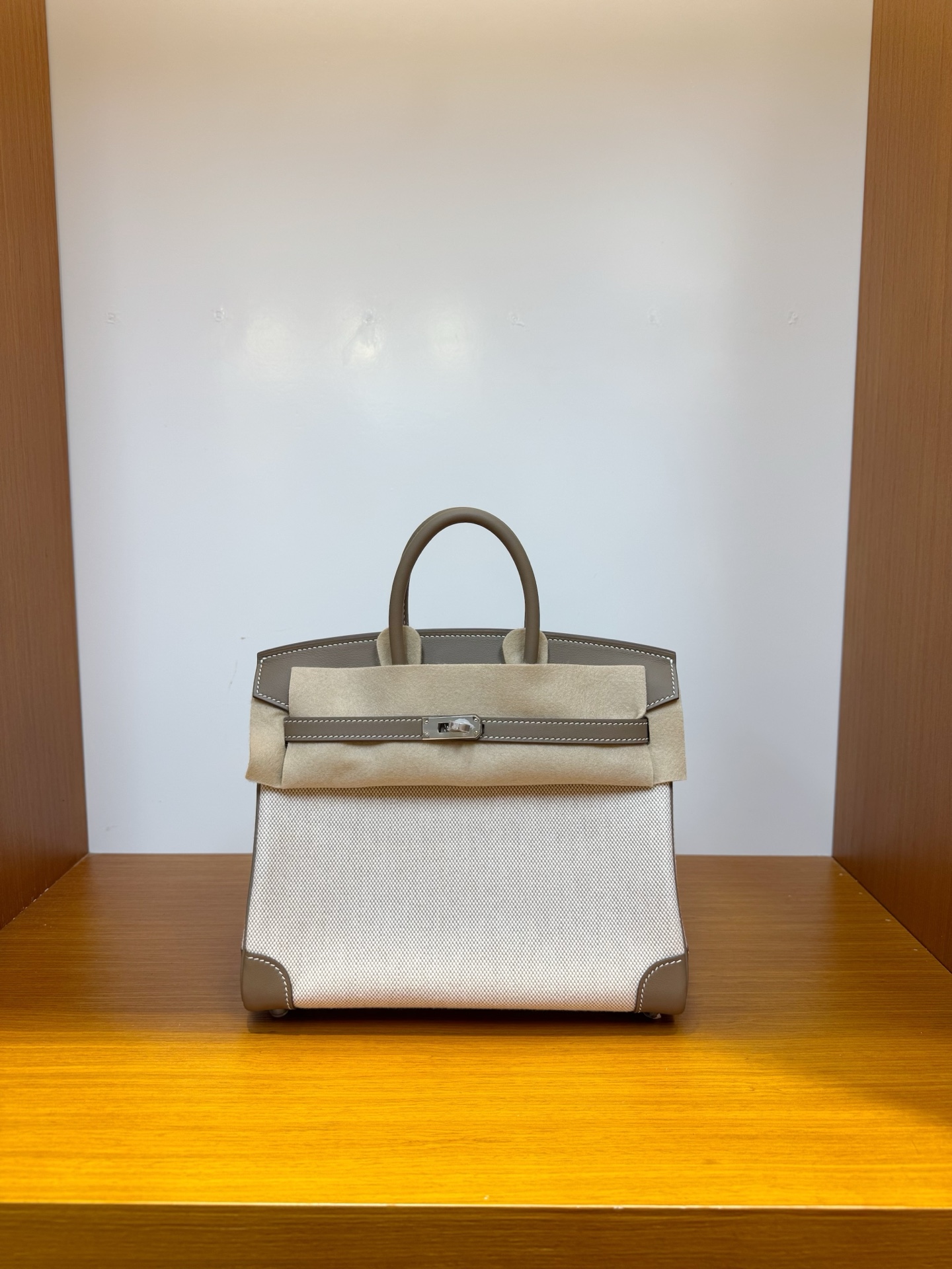 NO:851034,In stock, platinum 25 French swift leather patchwork, elephant gray silver buckle, hand-stitched wax thread, Hermes, hermes, stuart weitzman, Hermes,19860909现货,铂金25法国swift皮拼布,大象灰银扣,纯手工手缝蜡线,爱马仕,hermes,stuart weitzman,Hermes,,Bag