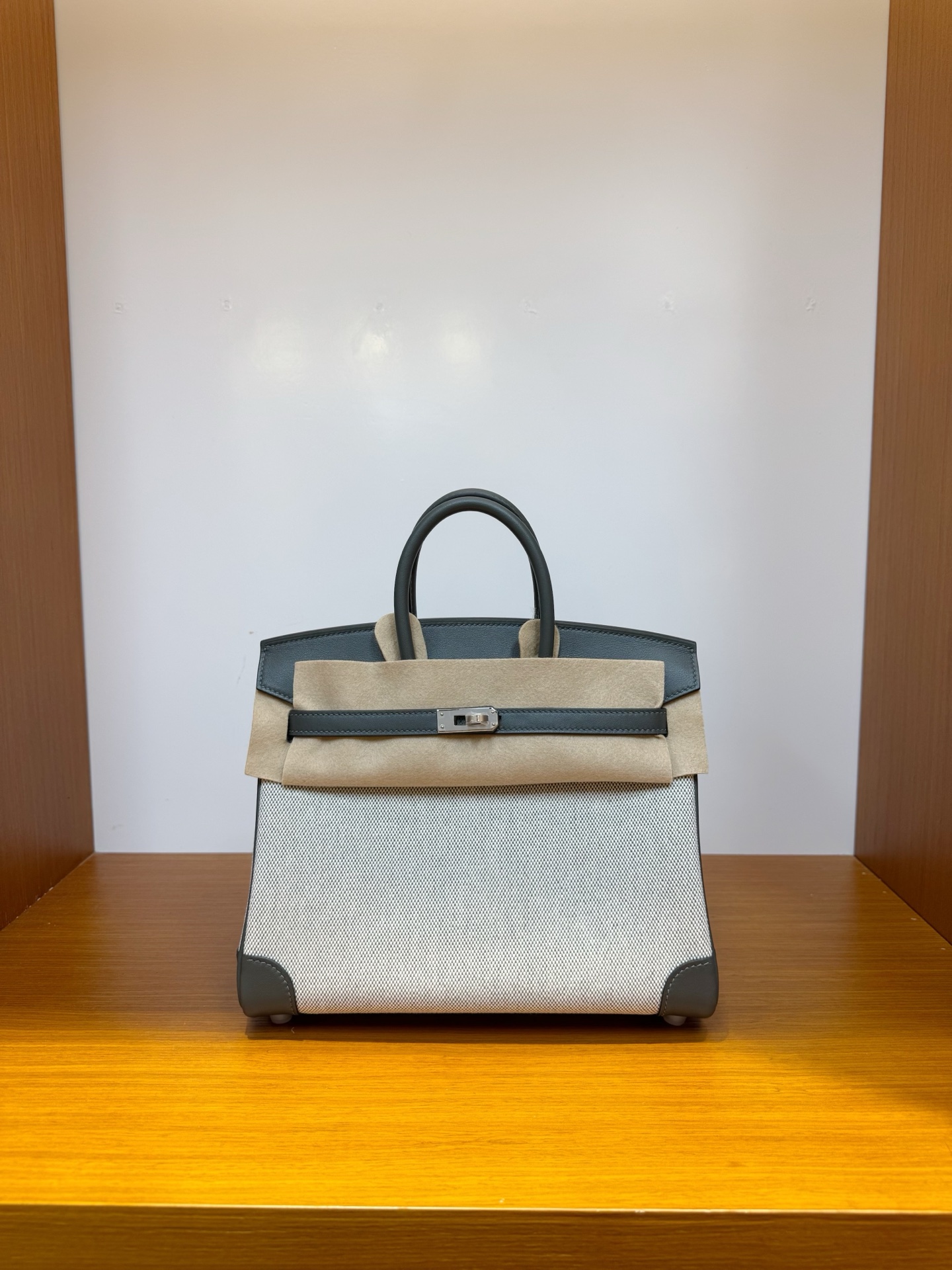 NO:851068,In stock, platinum 25 French swift leather patchwork, swamp green silver buckle, hand-stitched wax thread, Hermes, hermes, stuart weitzman, Hermes,19860909现货,铂金25法国swift皮拼布,沼泽绿银扣,纯手工手缝蜡线,爱马仕,hermes,stuart weitzman,Hermes,,Bag