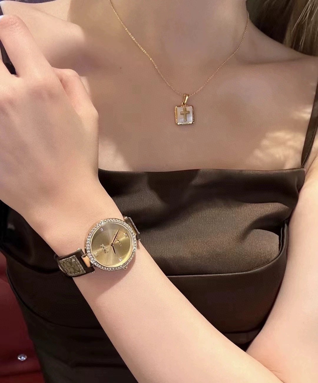 Luxury Watch Collection: COACH, Movado, Cartier – Gold, Fire, Chickens, 32mm Size - 图片 7