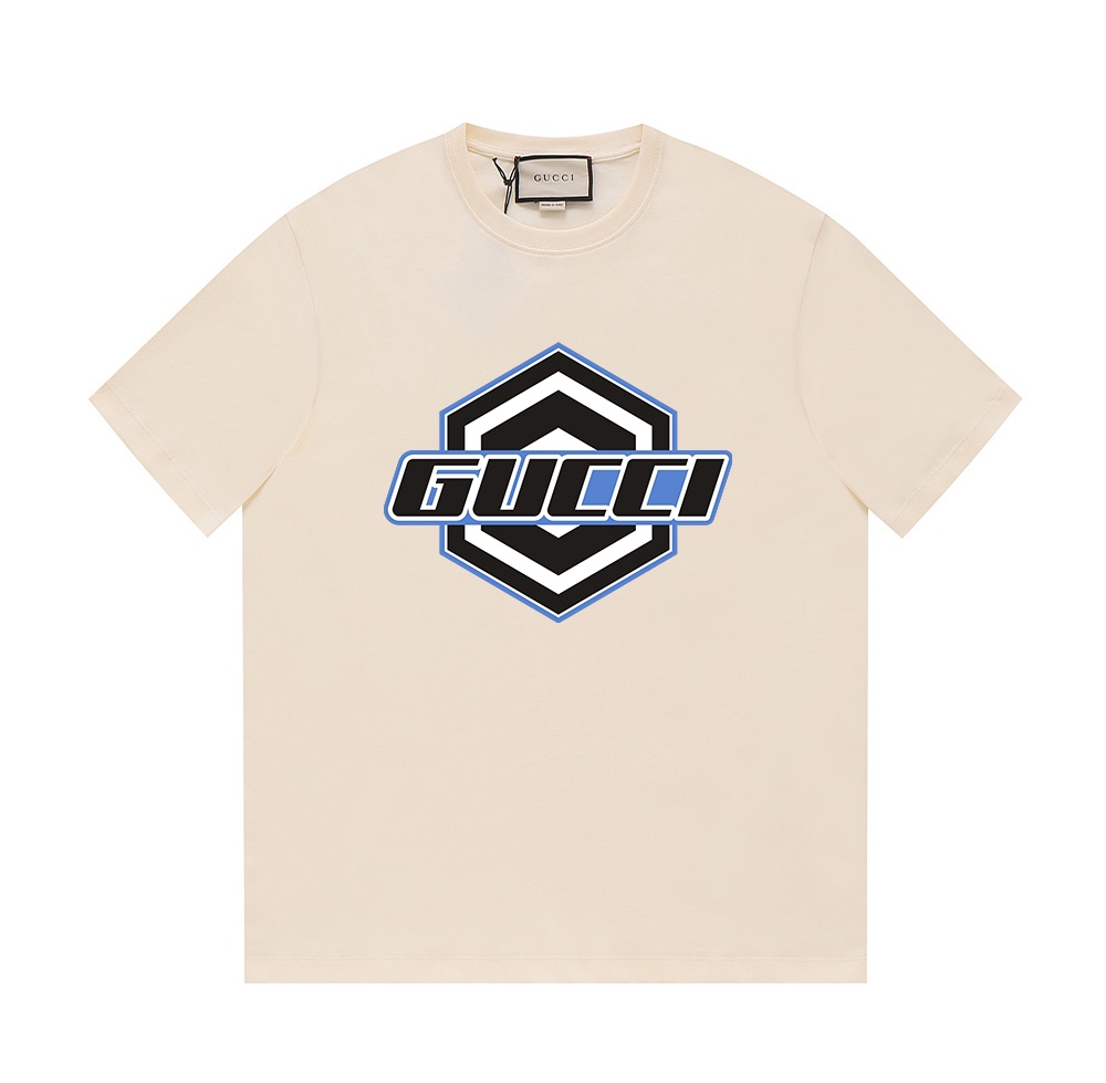GUCCI24ss nueva colección - Camiseta de Gucci con insignia y texto de la marca - Tela de algodón puro de doble hilo de …