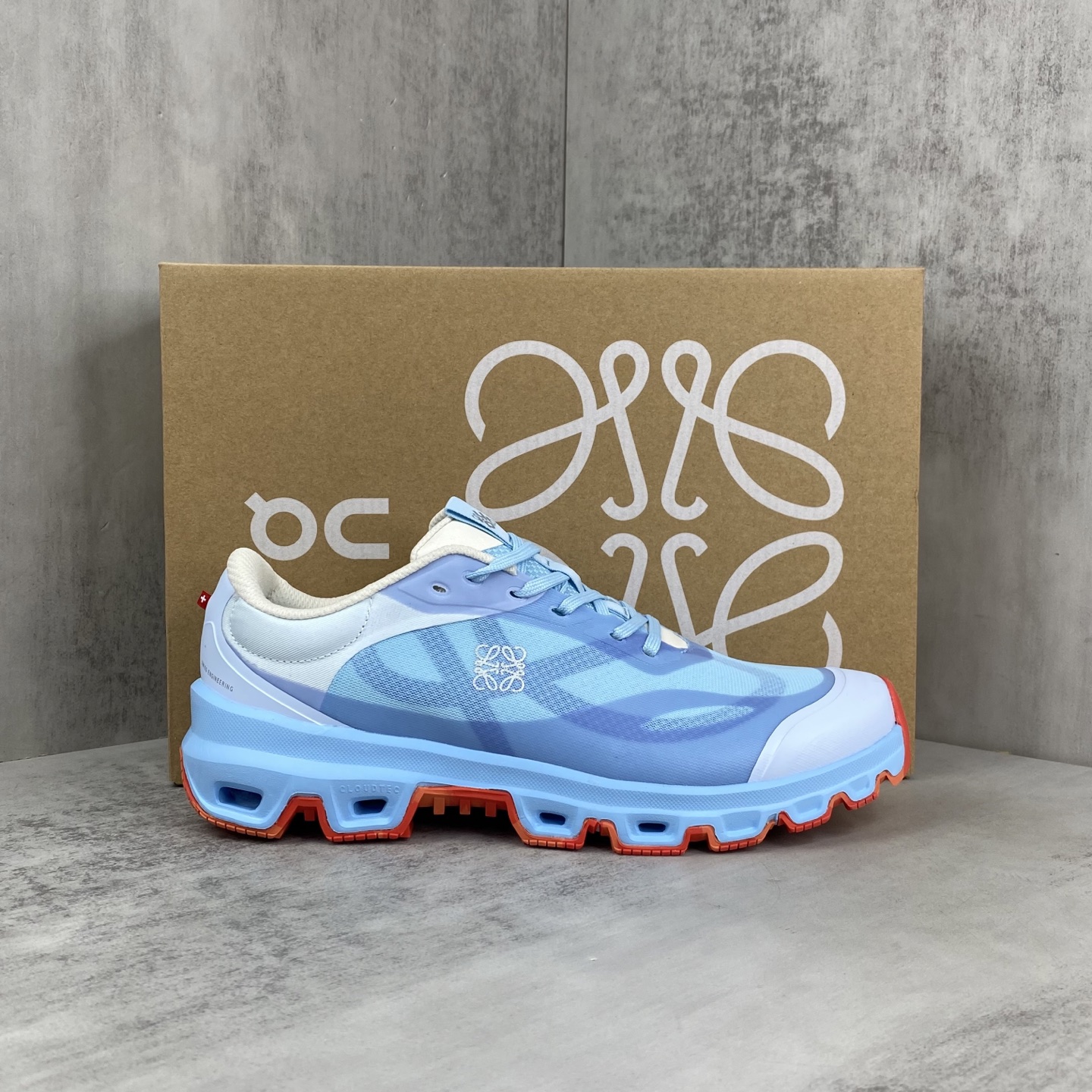 NO:408860,New model is on the shelves. Ang Pao × Luo Yiwei's joint cloudventure 2.0 trail running shoes, born for off-road, renewed design, suitable for daily wear. It is designed with LOEWE, comfortable and stylish. Size 36-45 (including half size), casual shoes/sports shoes, loewe, loewe, sneakers19860909新款上架 昂跑×罗意威联名Cloudventure 2.0 越野跑鞋,为越野而生,焕新设计,适合日常穿着.与LOEWE罗意威联合设计,舒适有型. 尺码36-45（含半码）,休闲鞋/运动鞋,loewe,loewe,sneakers,Women's Shoes