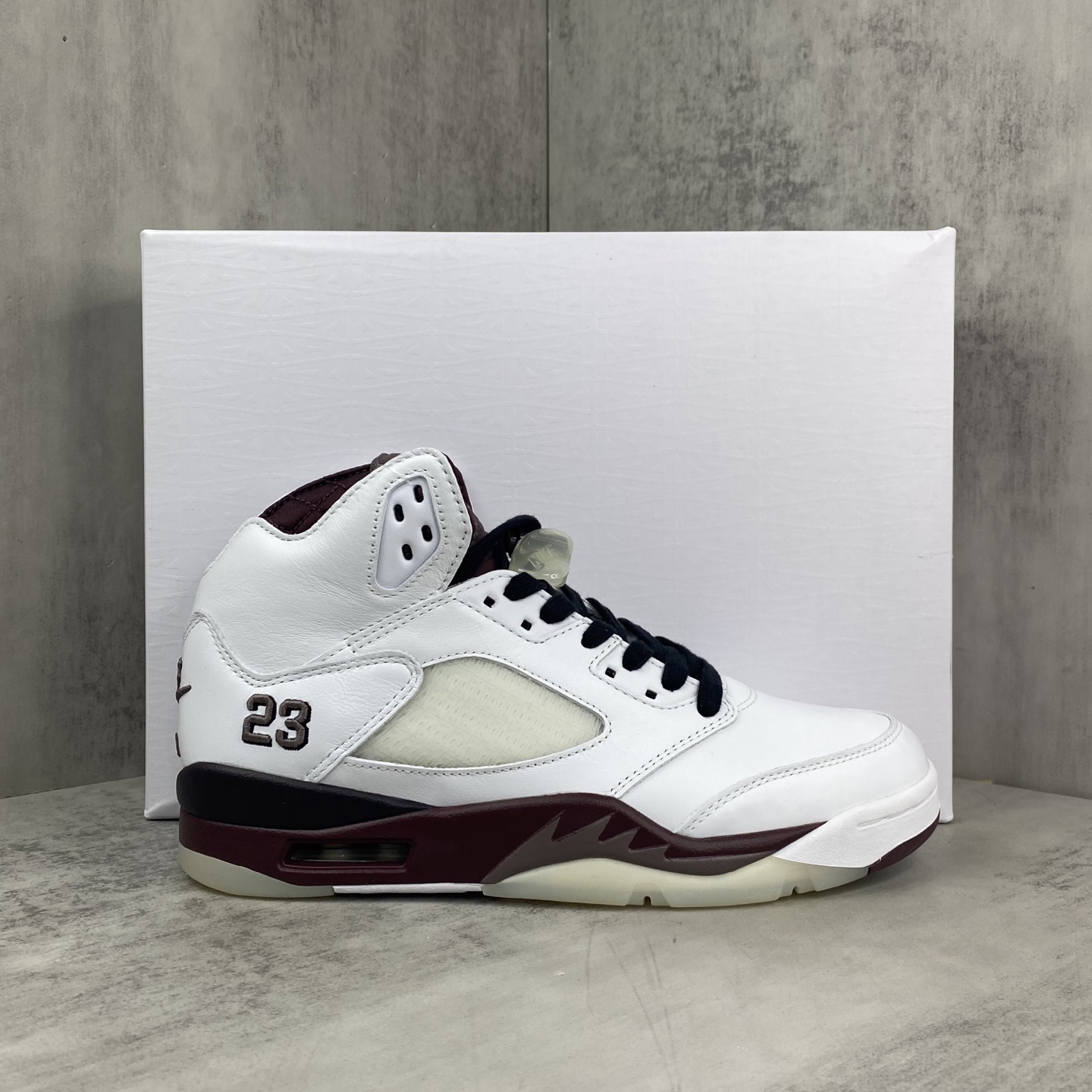 NO:408861,New model is available on the shelves A Ma Maniére x Jordan Air Jordan 5 'Burgundy Crush' AJ5 AMM white original last original paper version development data last correct head layer leather upper material full texture Correct tongue glue injection effect and careful pulling top Air window opening midsole cushion device Article number IB1528-100 Size 40 40.5 41 42 42.5 43 44 44.5 45 46 46.5 47.5, casual shoes/sports shoes, burberry, sneakers19860909新款上架A Ma Maniére x Jordan Air Jordan 5 'Burgundy Crush”AJ5 AMM白色 原楦原纸版开发数据楦型 正确头层皮革鞋面材质 质感十足 正确鞋舌 注胶效果及缜密拉帮 Air开窗中底气垫装置 货号IB1528-100 尺码40 40.5 41 42 42.5 43 44 44.5 45 46 46.5 47.5,休闲鞋/运动鞋,burberry,sneakers,Women's Shoes