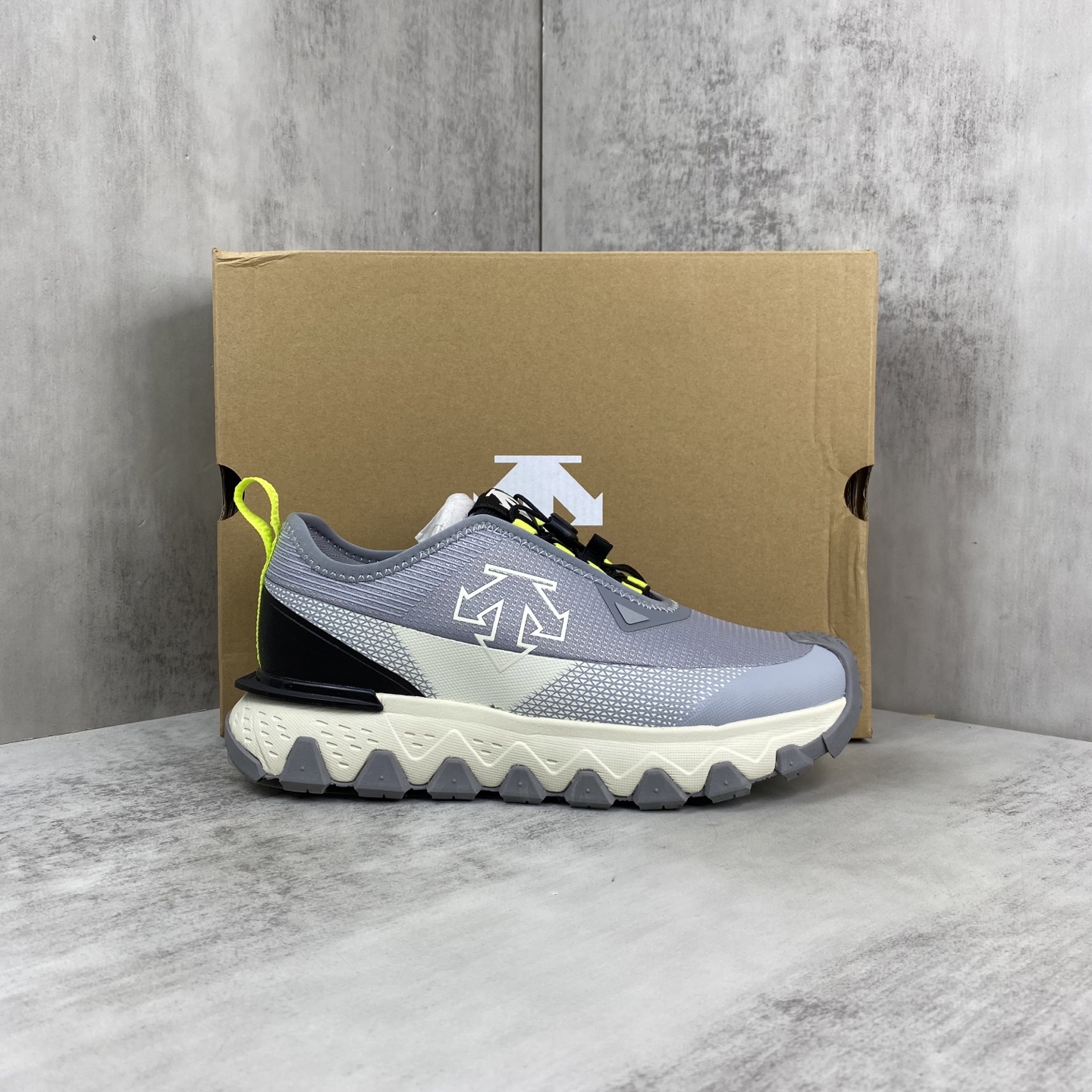 NO:868844,Newly launched DESCENTE SKI STYLE SNOW RISE, comfortable and soft, non-slip and wear-resistant low-cut hiking shoes. Size: 36 36.5 37.5 38 38.5 39 40 40.5 41 42 42.5 43 44 45 code PFB280290, casual shoes/sports shoes, sneakers19860909新款上架迪桑特DESCENTE SKI STYLE SNOW RISE 舒适柔软 防滑耐磨低帮 登山鞋 尺码:36 36.5 37.5 38 38.5 39 40 40.5 41 42 42.5 43 44 45 编码PFB280290,休闲鞋/运动鞋,sneakers,Women's Shoes