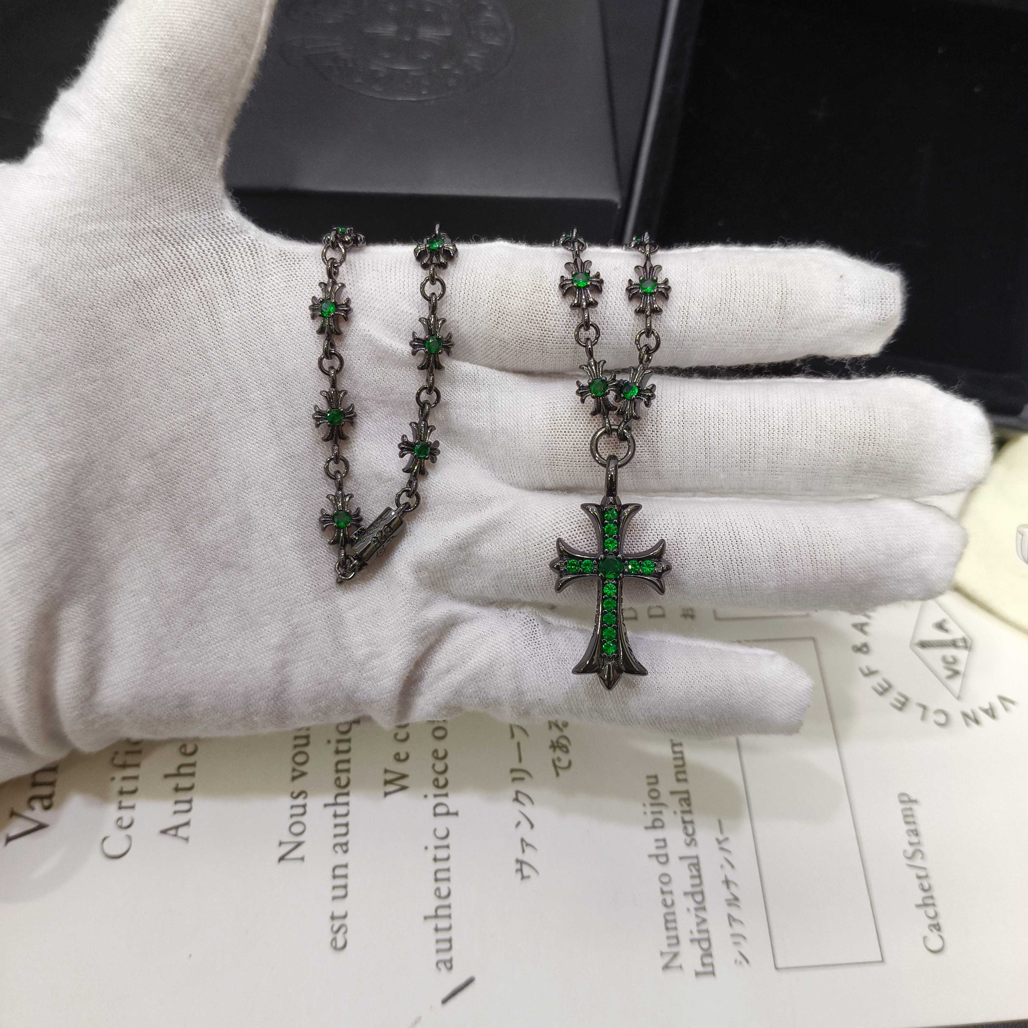 Chrome Hearts hearts 黑色绿钻项链 米字链 镶锆十字架一体 链长60厘米
