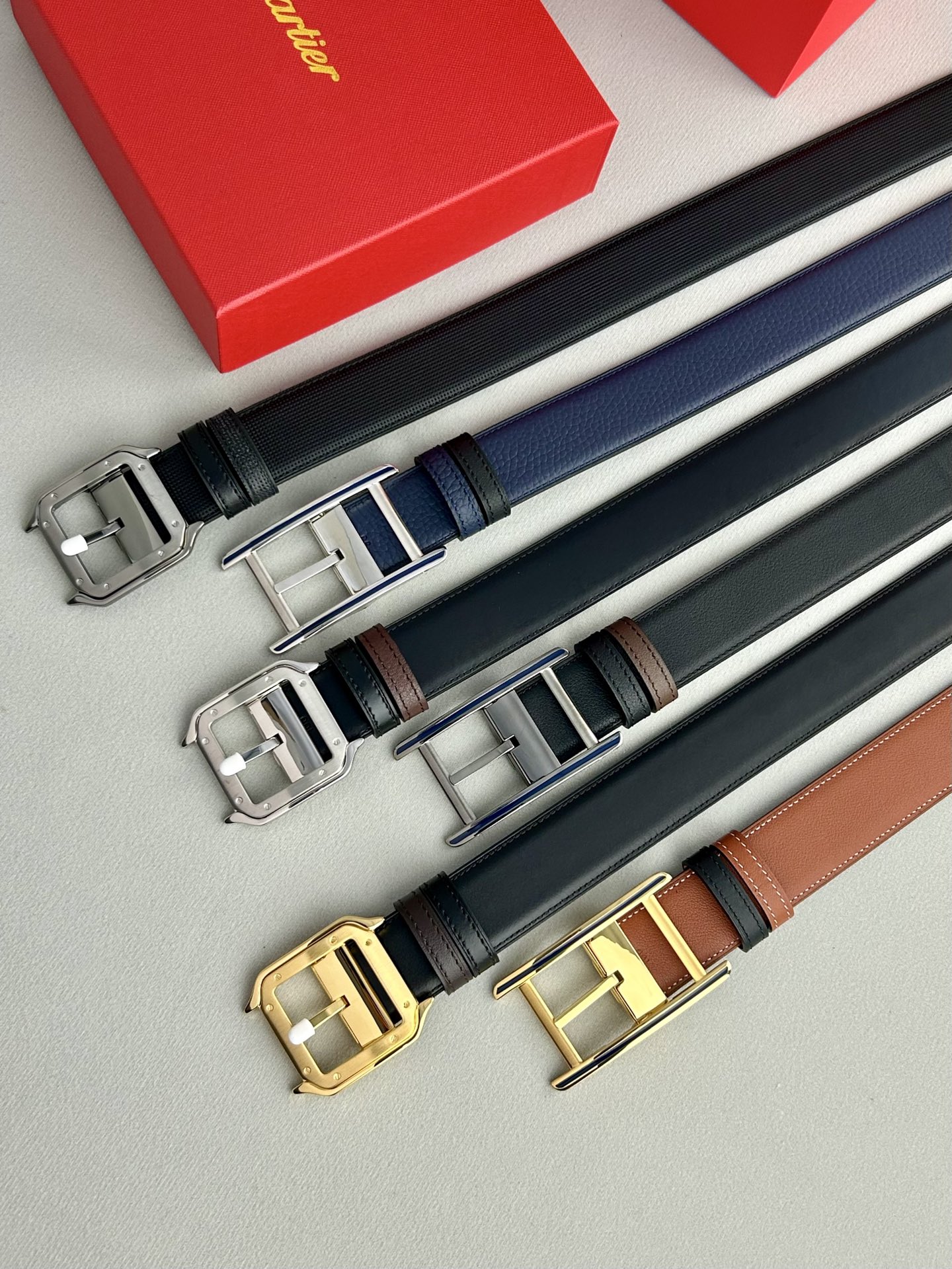 Cartier Classic Men’s Belt: Premium Quality Leather, Elegant Design, 35mm Wide. - 图片 9