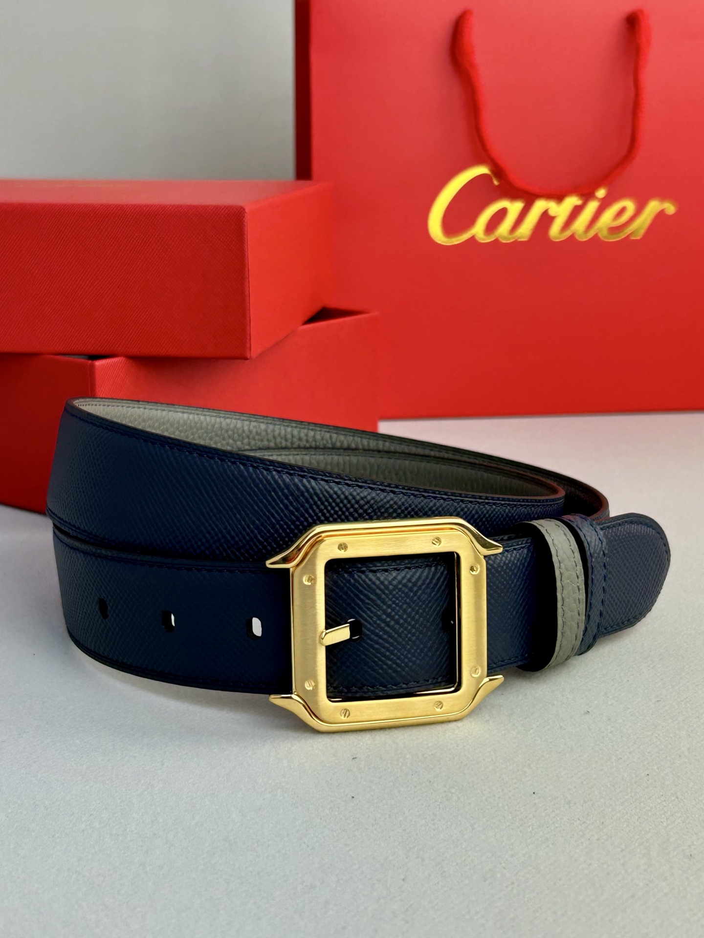 “Cartier Classic Men’s Belt: Premium Leather, Gold Buckle, 35mm Wide, High-End Quality” - 图片 6