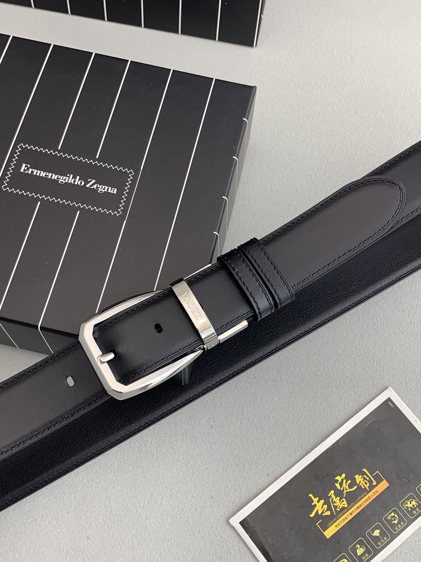 Zegna P483 Cabinet: Quality and Style for Modern Men’s Fashion Upgrade - 图片 4