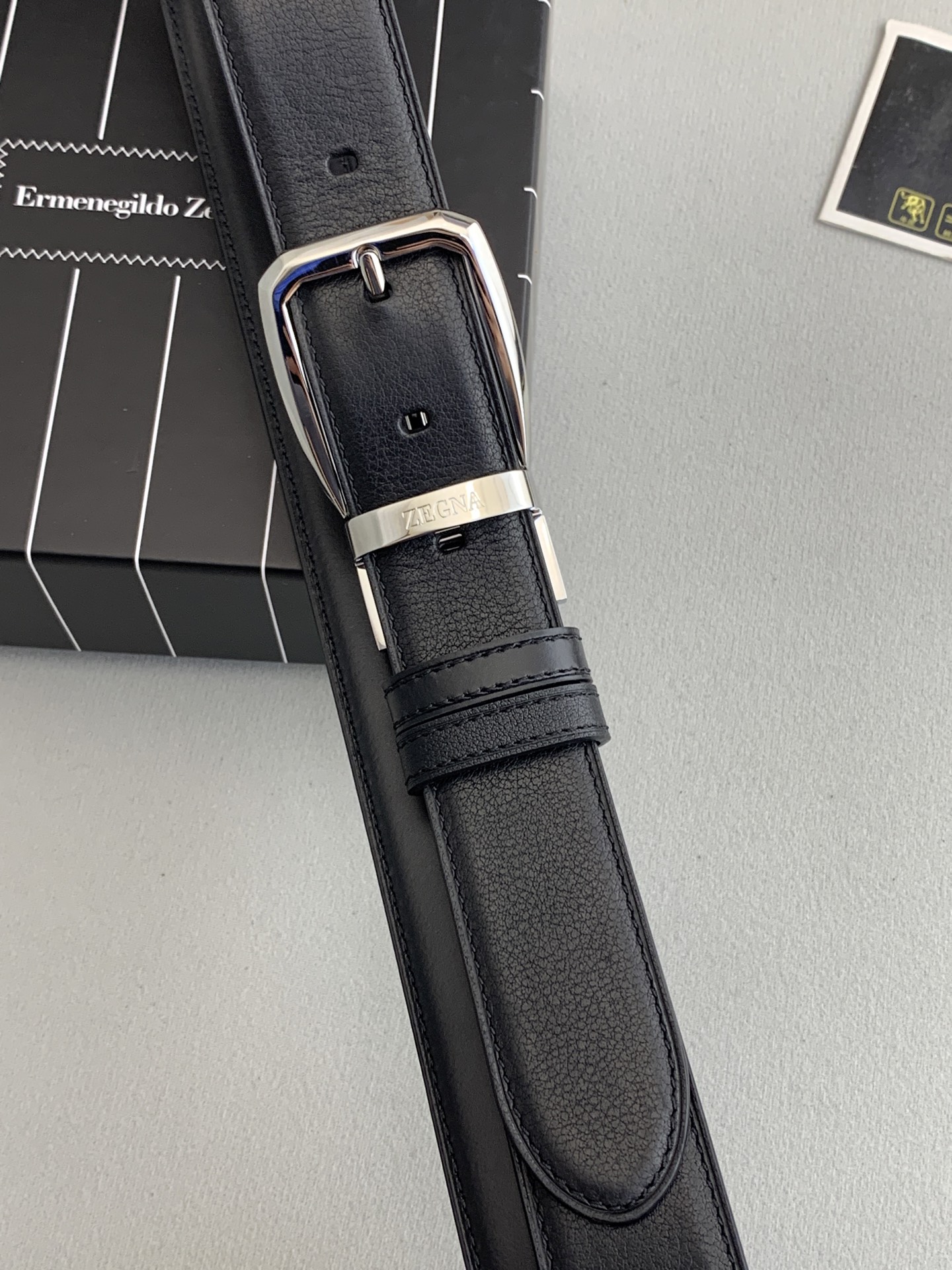 Zegna P483 Cabinet: Quality and Style for Modern Men’s Fashion Upgrade - 图片 3