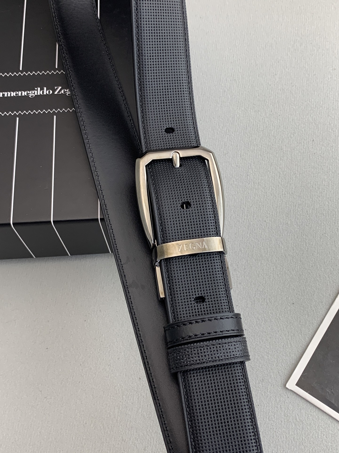 Zegna P483 Cabinet: Classic Calve Leather, 3.5cm Belt, New Male Style Concept. - 图片 3