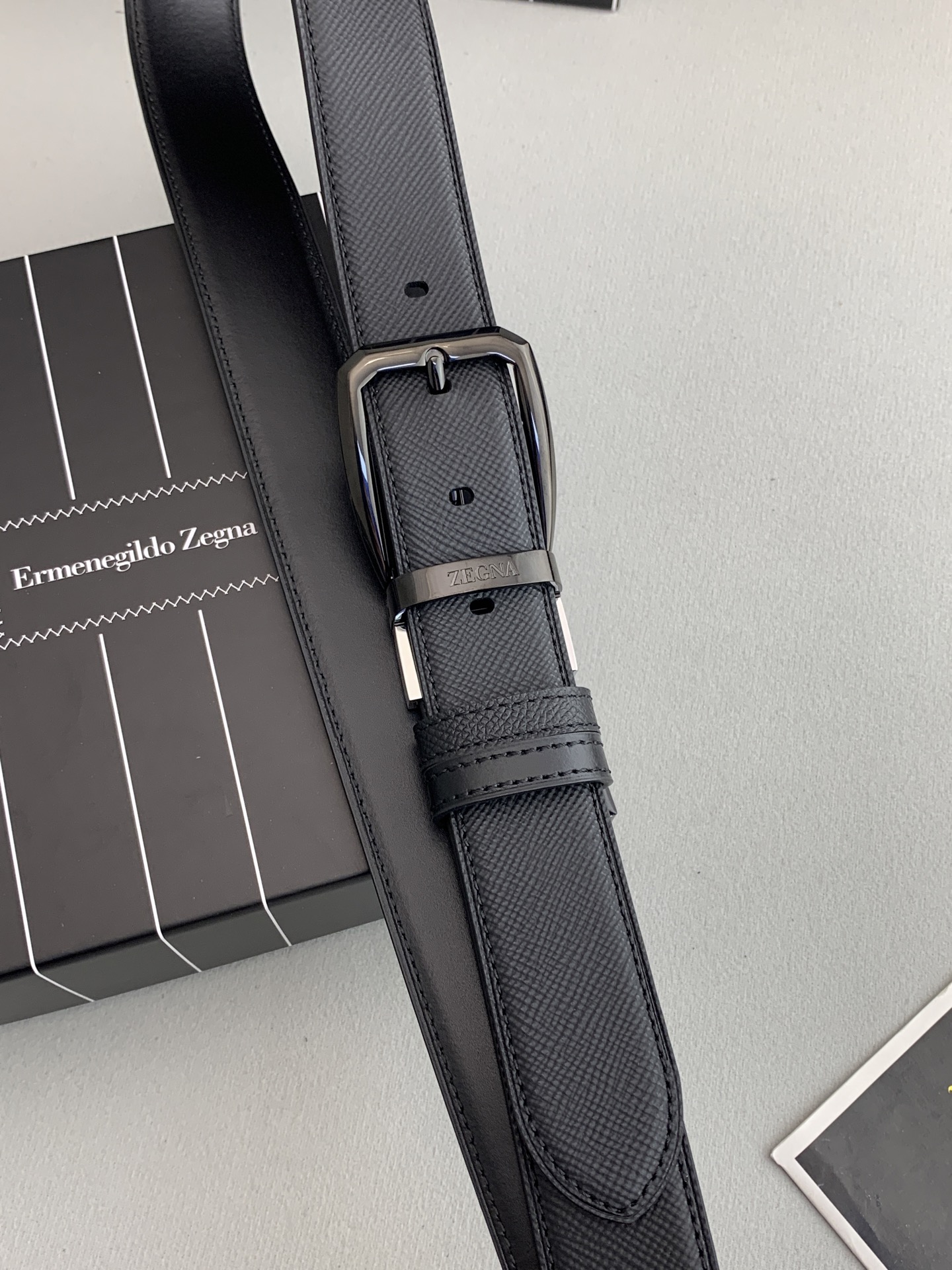Zegna P483 Cabinet: Classic Calve Leather, 3.5cm Belt, New Male Style Concept - 图片 3