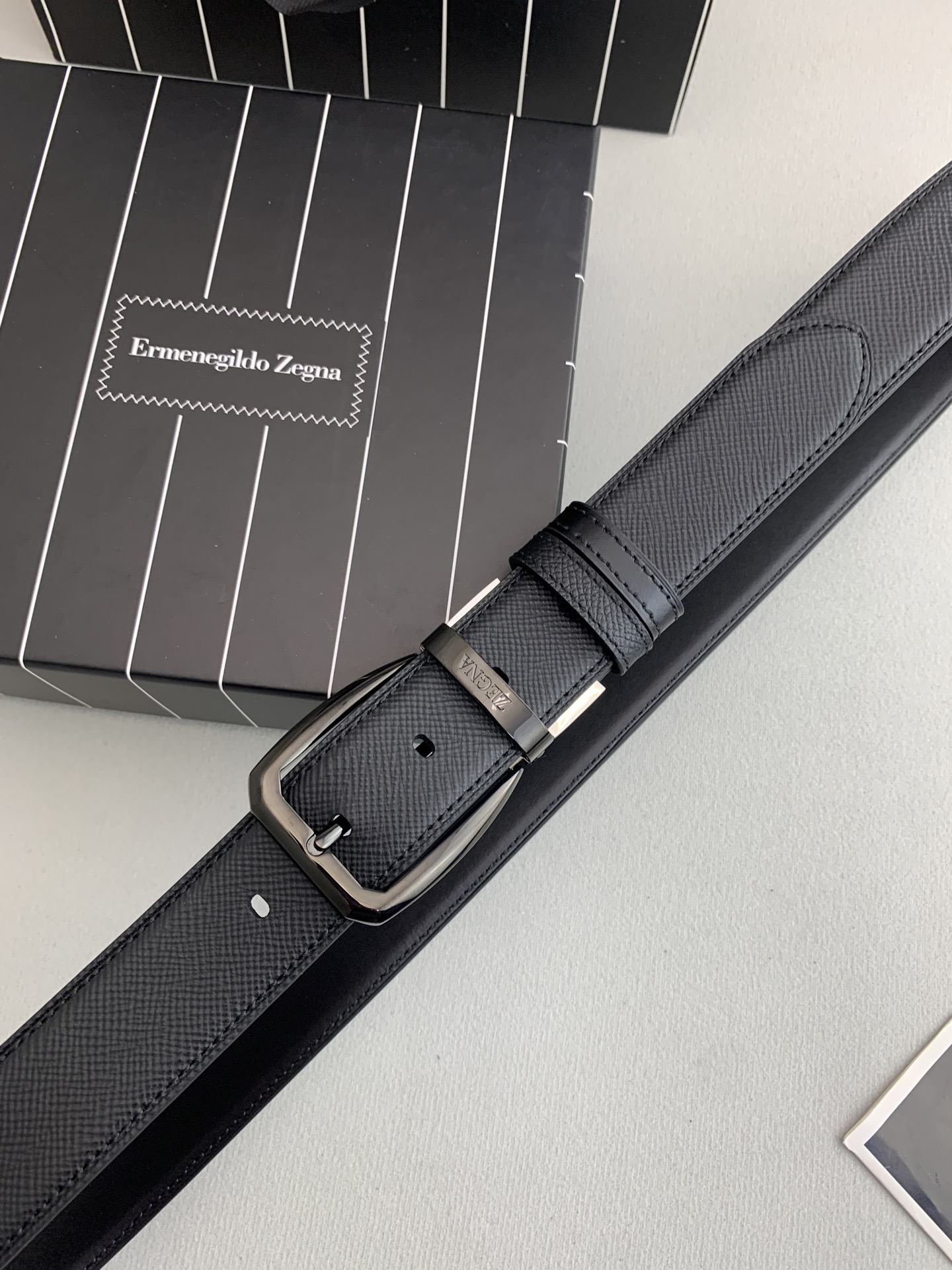 Zegna P483 Cabinet: Classic Calve Leather, 3.5cm Belt, New Male Style Concept - 图片 2