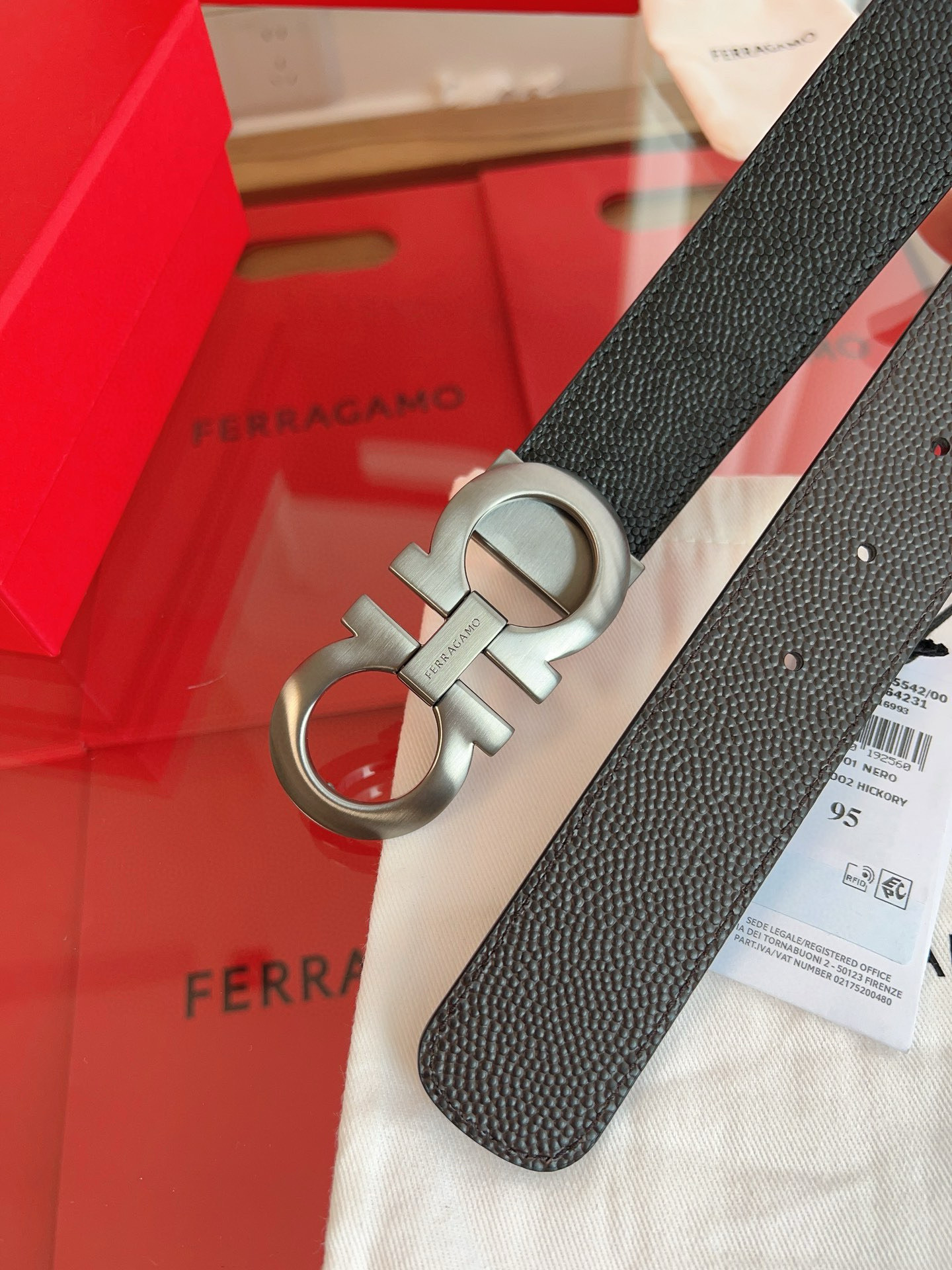 High-End Male Leather Belt: P506 Feragmu Design with NFC Chip Scan Certification - 图片 6