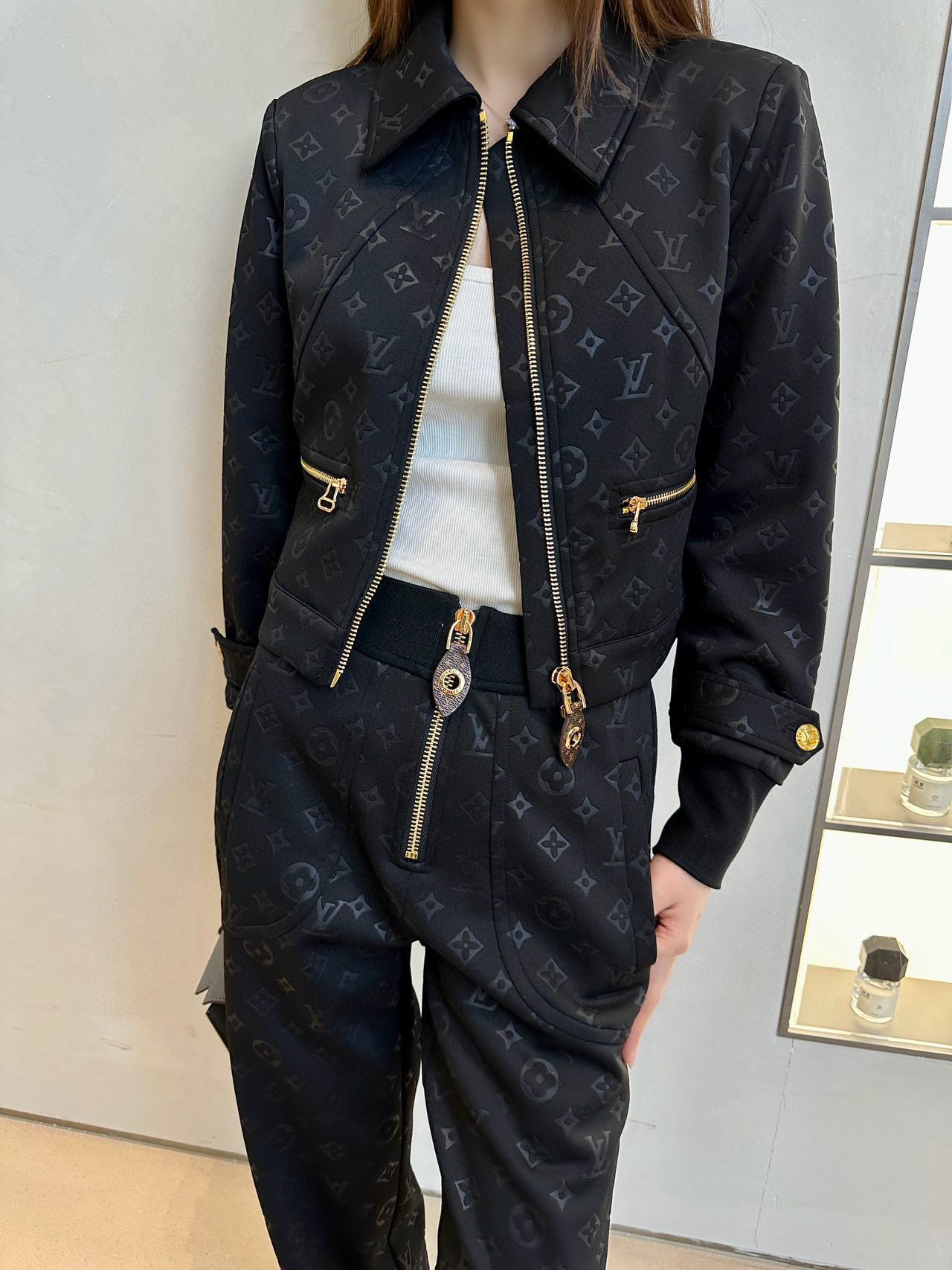 Louis Vuitton Women's Black Monogram Corduroy Jacket and Pants Set 2 i1739798632611 5707 0 8