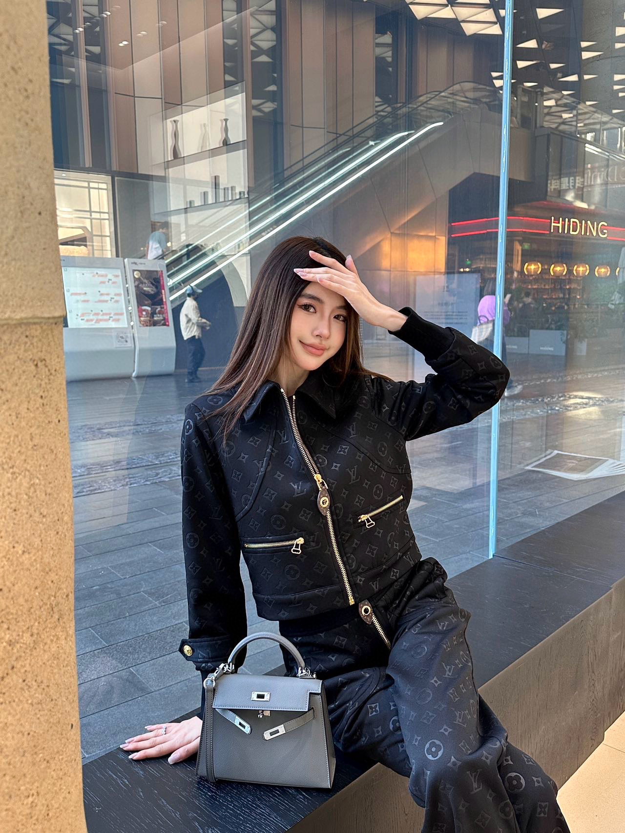 Louis Vuitton Women's Black Monogram Corduroy Jacket and Pants Set 8 i1739798643108 1232 0 6