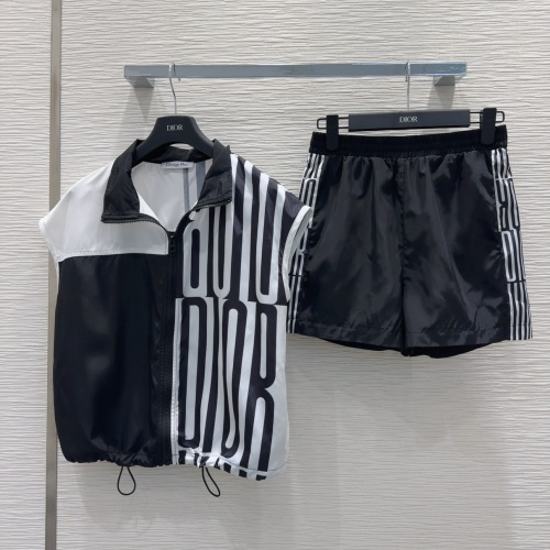 Dior Black & White 2025SS Lightweight Windbreaker Shorts Set - S/M/L 1 Dior Black & White 2025SS Lightweight Windbreaker Shorts Set - S/M/L