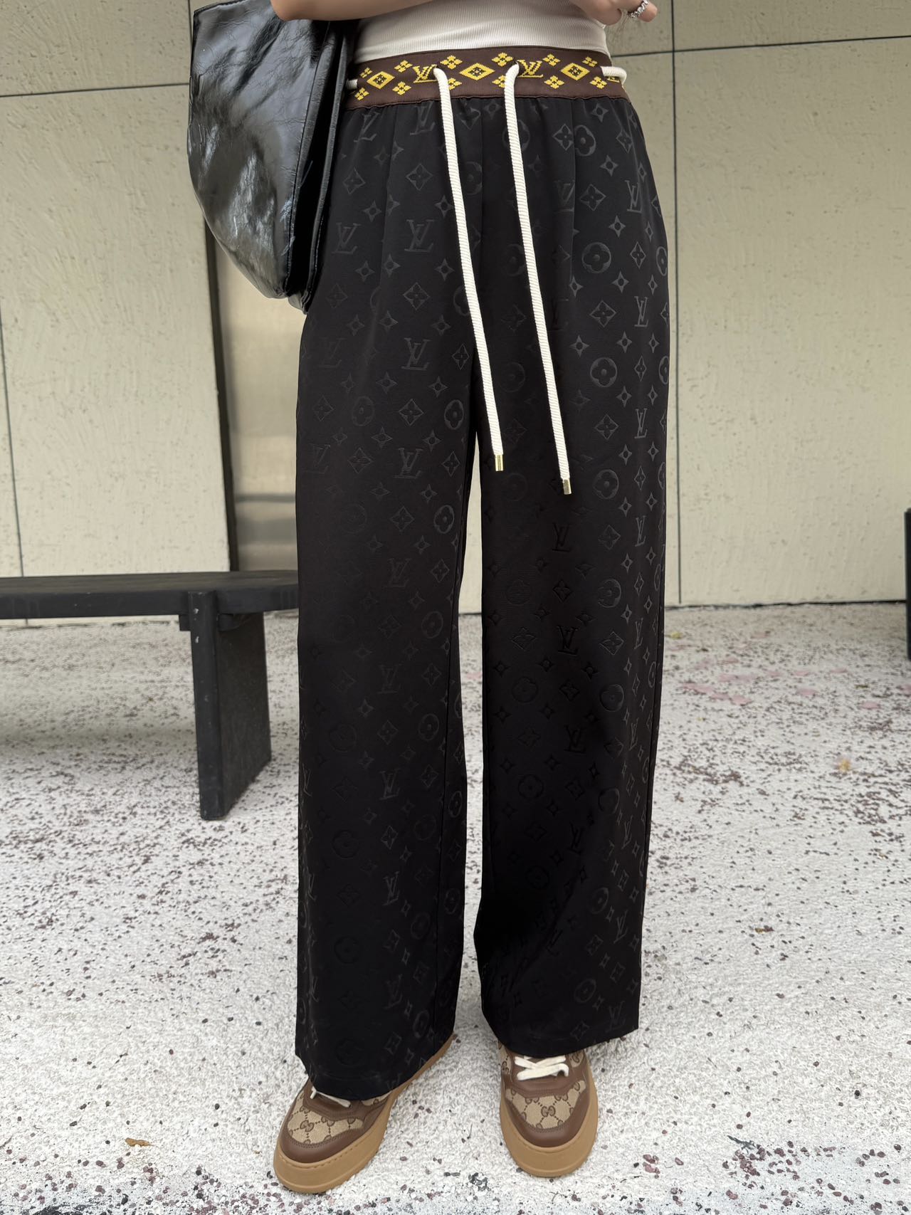 i1746976463768 9663 0 0