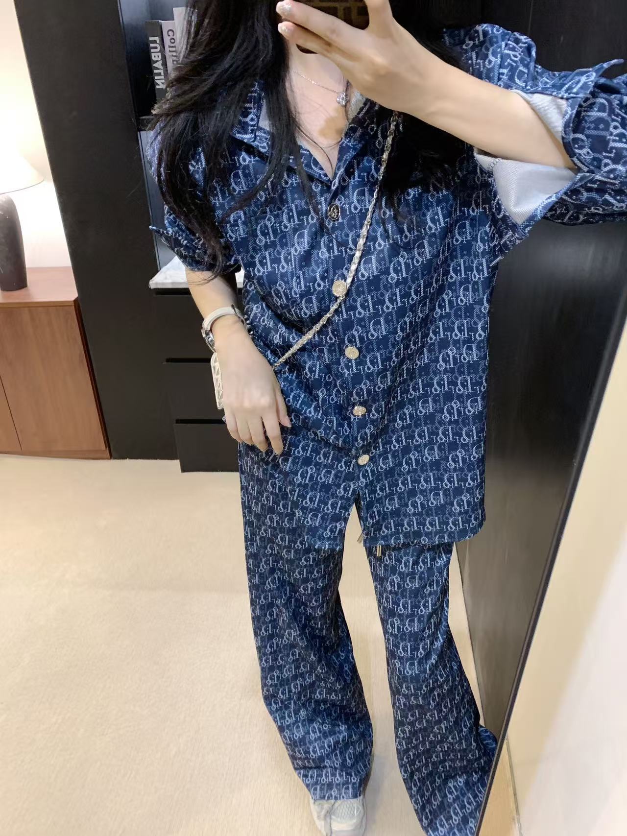 i1747060719602 5695 0 0