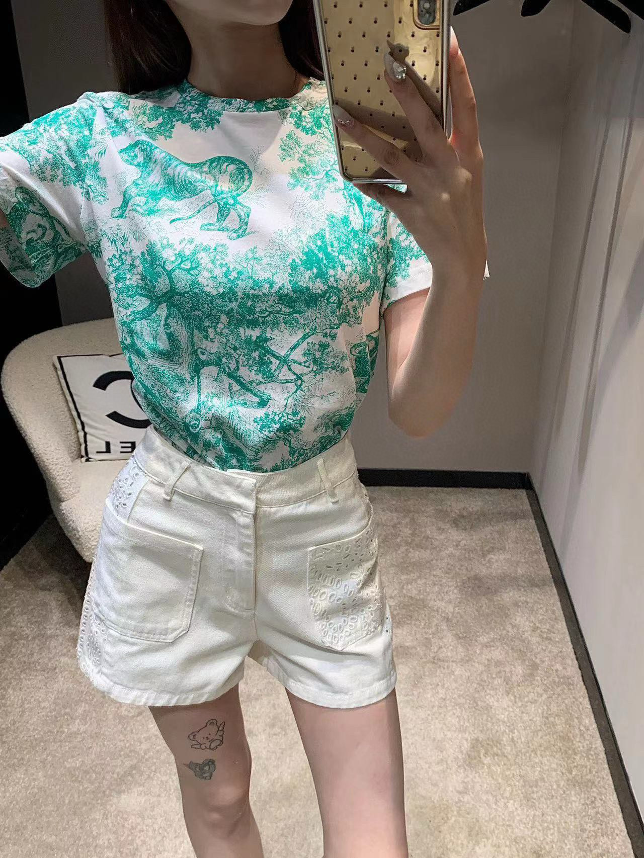 Dior Fall Riviera Green Animal Print Tee - Cotton Linen Blend, Relaxed Fit 2 i1747146565452 7565 0 1