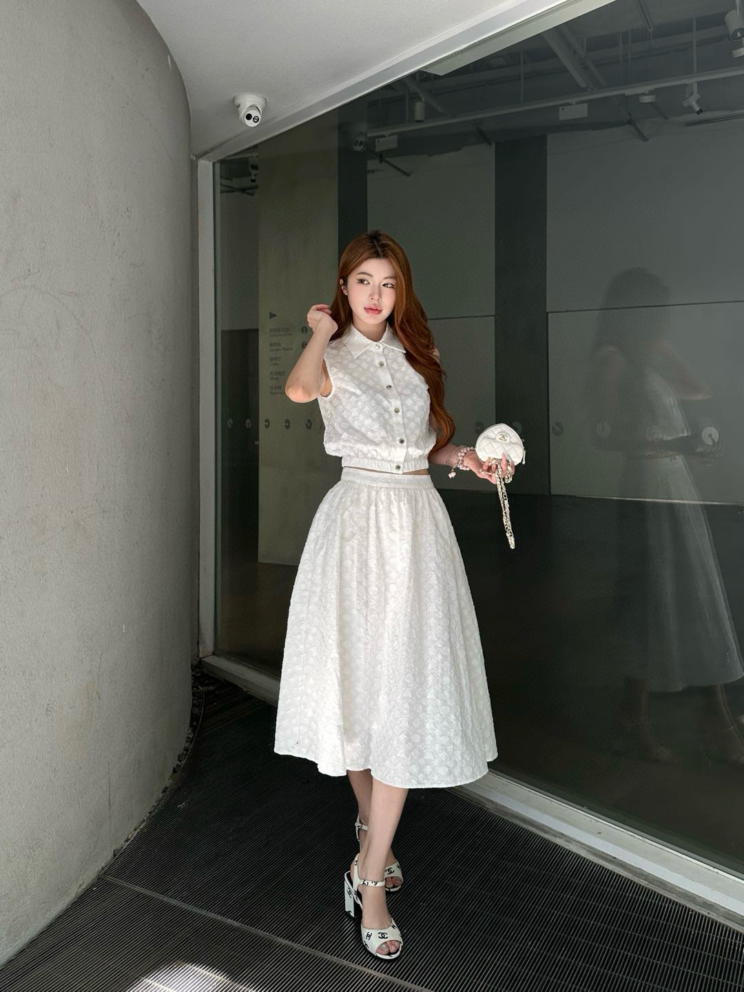 NO:452200,Model number D25072214 LOUIS*Dujia LV new custom presbyterian letter logo jacquard fashion two-piece set!  Buttoned lapel sleeveless top with elastic waist and long skirt!  White, (M size shoulder width 40, bust 104, clothing length 49, waist 74, skirt length 77) hair,,louis vuitton,louis vuitton,louis vuitton,louis vuitton,skirts,alexander wang19860909款号D25072214 LOUIS*驴家LV新款定制老花字母logo提花时尚两件套装！系扣翻领无袖上衣松紧腰大摆长款半身裙！白色,（M码肩宽40,胸围104,衣长49,腰围74,裙长77）发,,louis vuitton,louis vuitton,louis vuitton,louis vuitton,skirts,alexander wang,Women's clothing