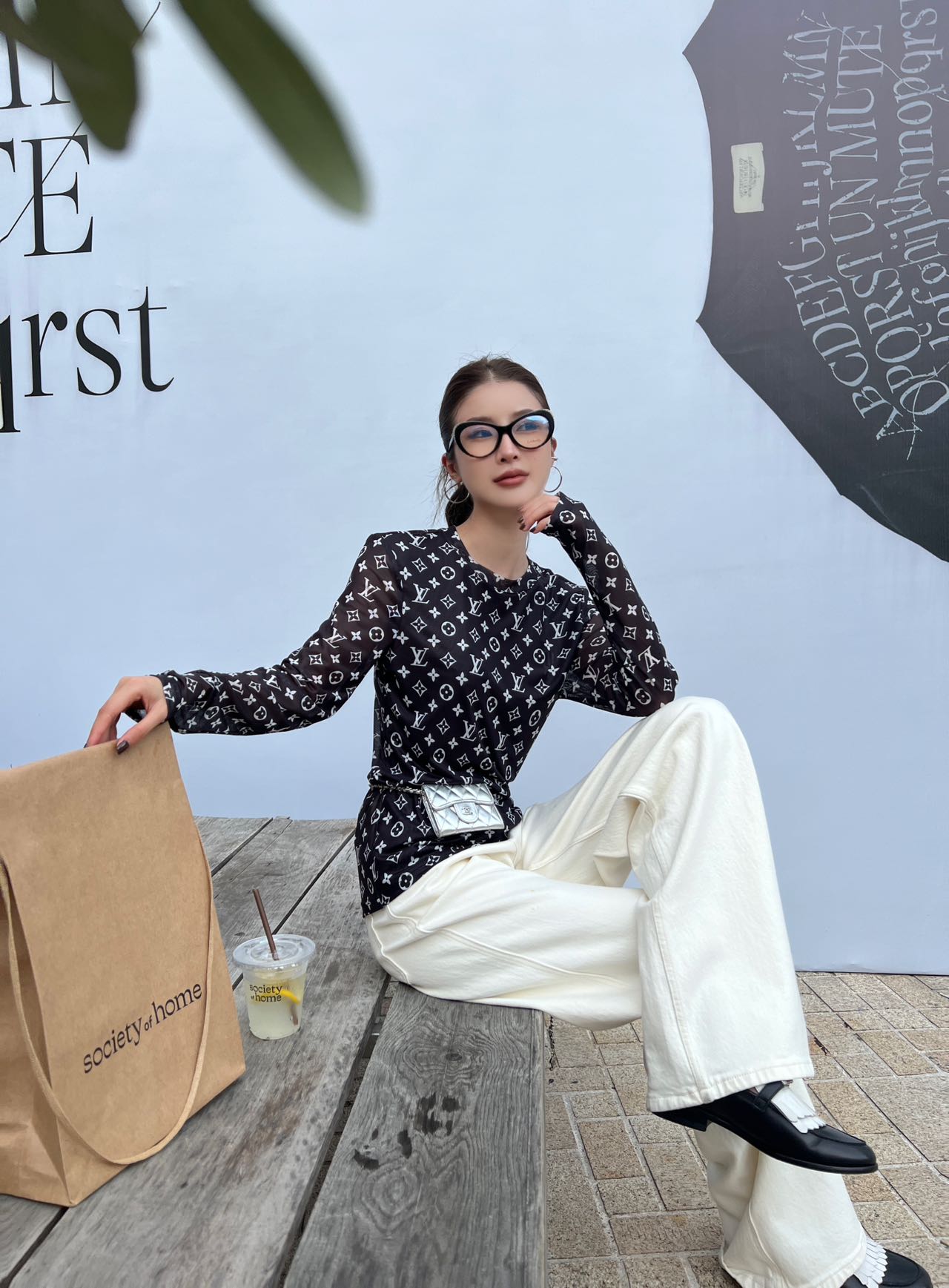 i1756126509585 1075 0 4