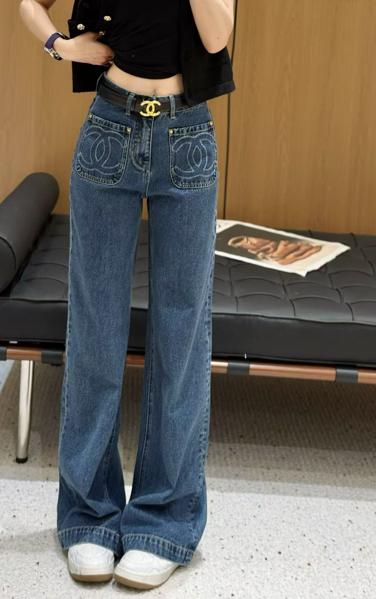 Chanel 2025 Double CC Pocket Denim Jeans with Belt - High-Quality 1 i1756220359595 8142 0 0