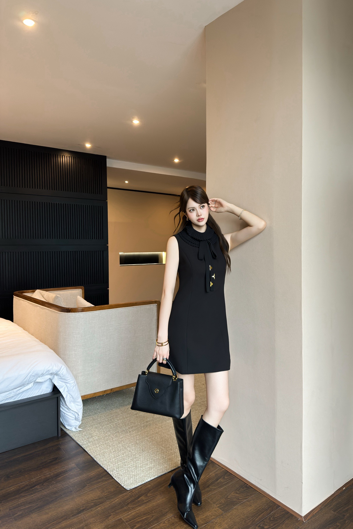 Louis Vuitton 2025SS Sleeveless Mini Dress - Elegant, Slim Fit, and Stylish 8 i1756294931739 7985 0 7