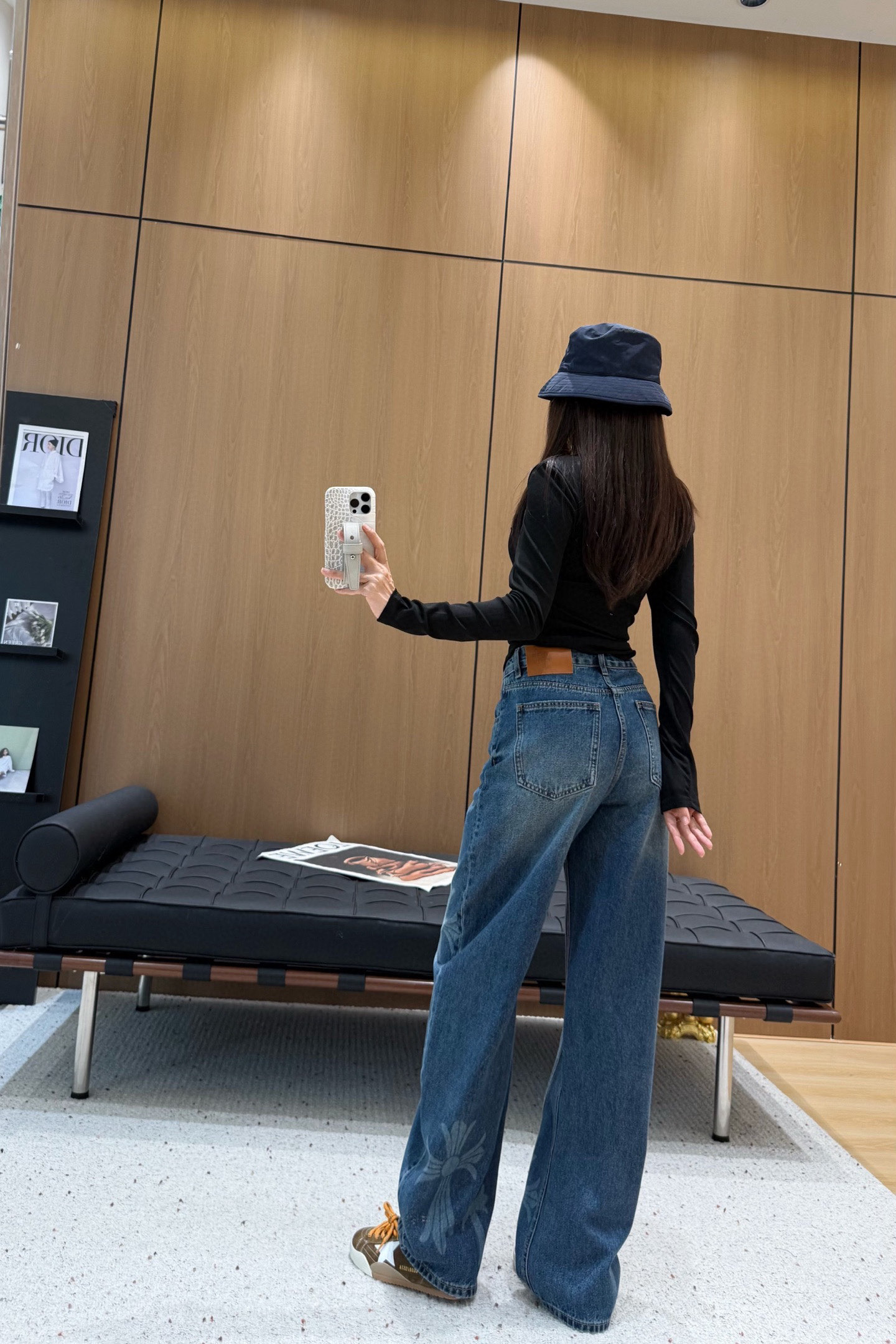 i1756552094199 369 0 7