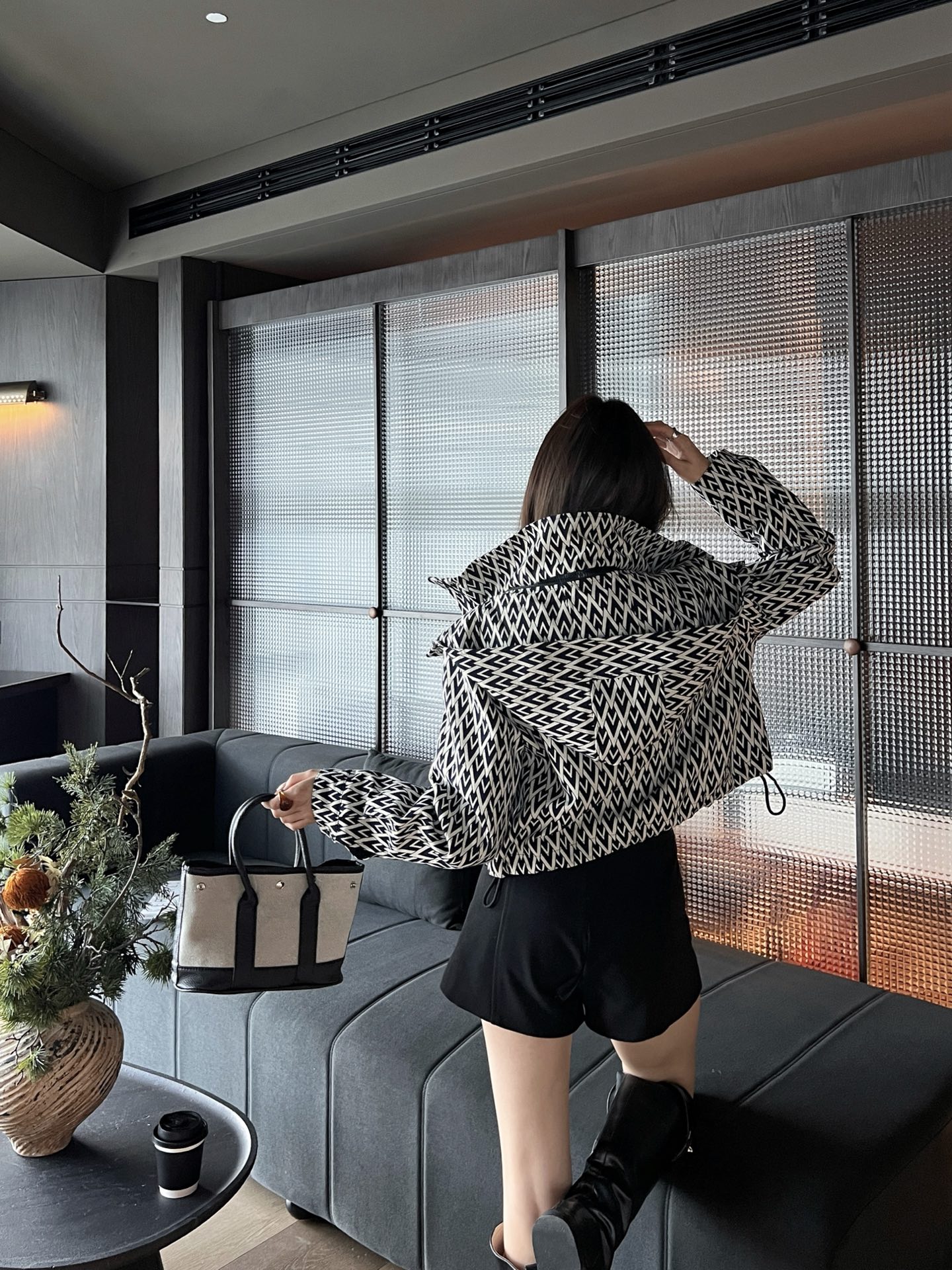 VLTN 25Ss Women's Black and White Jacquard Hooded Jacket 9 i1757684135661 490 0 8