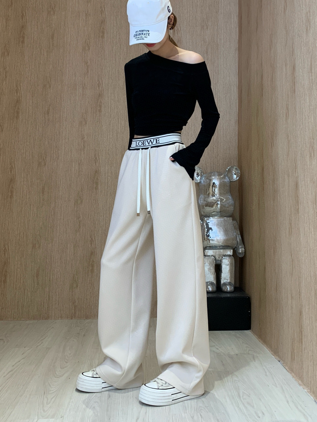 Loewe 2025 Autumn New Jacquard Webbing Sport Casual Pants Drawstring Waist 4 i1757686038193 8552 0 3
