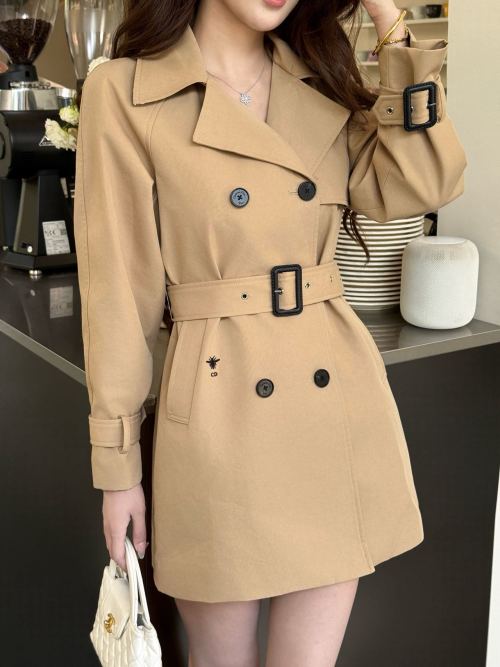 Dior Double-Breasted Trench Coat - New 2025 Collection, Comfortable & Stylish 1 Dior Double-Breasted Trench Coat - New 2025 Collection, Comfortable & Stylish