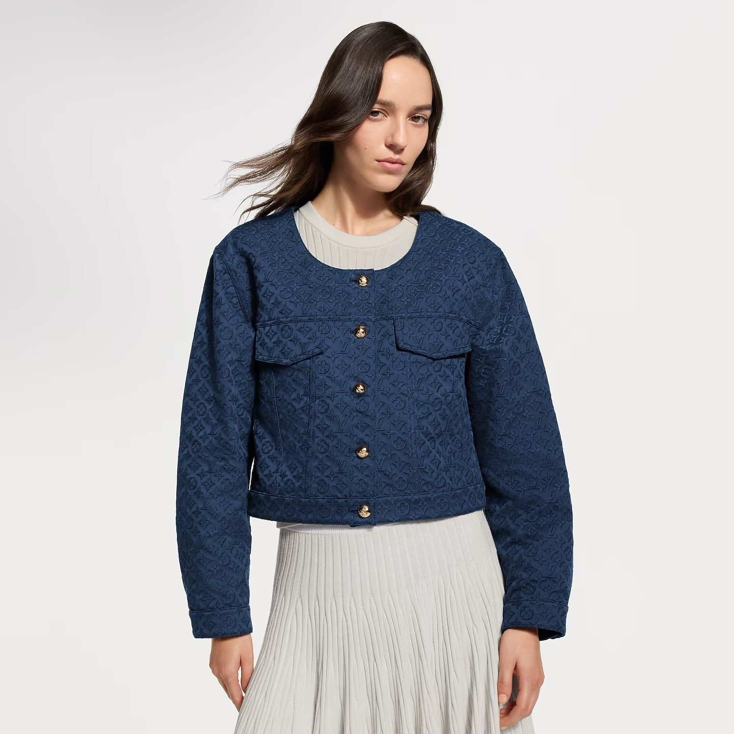 NO:857077,The highest version on the market, the girl will inspect the goods, trim the three marks on the threads, and ship the goods. You can post pictures and take videos. If you want quality or service, please add me on WeChat. We will not accept urgent orders. Model No. D26052235  LOUIS* Lujia LV's new and highest version on the market, the girl inspects the goods, trims the three marks on the threads, and ships the goods. You can send pictures and take videos. If you want quality and service, add me on WeChat. We do not accept urgent orders. Customized textured presbyopia letter logo jacquard fabric, anchor buttons, flap pockets, button placket, round neck short, the highest version on the market. The girl inspects the goods, trims the three marks on the threads, and ships the goods. You can send pictures and videos. If you want quality and service, add me on WeChat. We do not accept urgent orders. A denim jacket!  (M size shoulder width 39, bust 92, sleeve length 59, clothing length 42),Louis Vuitton-clothing,louis vuitton,louis vuitton,louis vuitton,louis vuitton,louis vuitton,jackets & coats,19860909市面最高版本小妹验货、修剪线头上三标、发货可发图及拍视频,要品质要服务的加我微信,不接急单.款号D26052235 LOUIS*驴家LV新市面最高版本小妹验货、修剪线头上三标、发货可发图及拍视频,要品质要服务的加我微信,不接急单.款定制肌理感老花字母logo提花面料、船锚纽扣翻盖口袋系扣门襟圆领短市面最高版本小妹验货、修剪线头上三标、发货可发图及拍视频,要品质要服务的加我微信,不接急单.款牛仔外套！（M码肩宽39,胸围92,袖长59,衣长42）,路易威登-服装,louis vuitton,louis vuitton,louis vuitton,louis vuitton,louis vuitton,jackets & coats,,Women's clothing