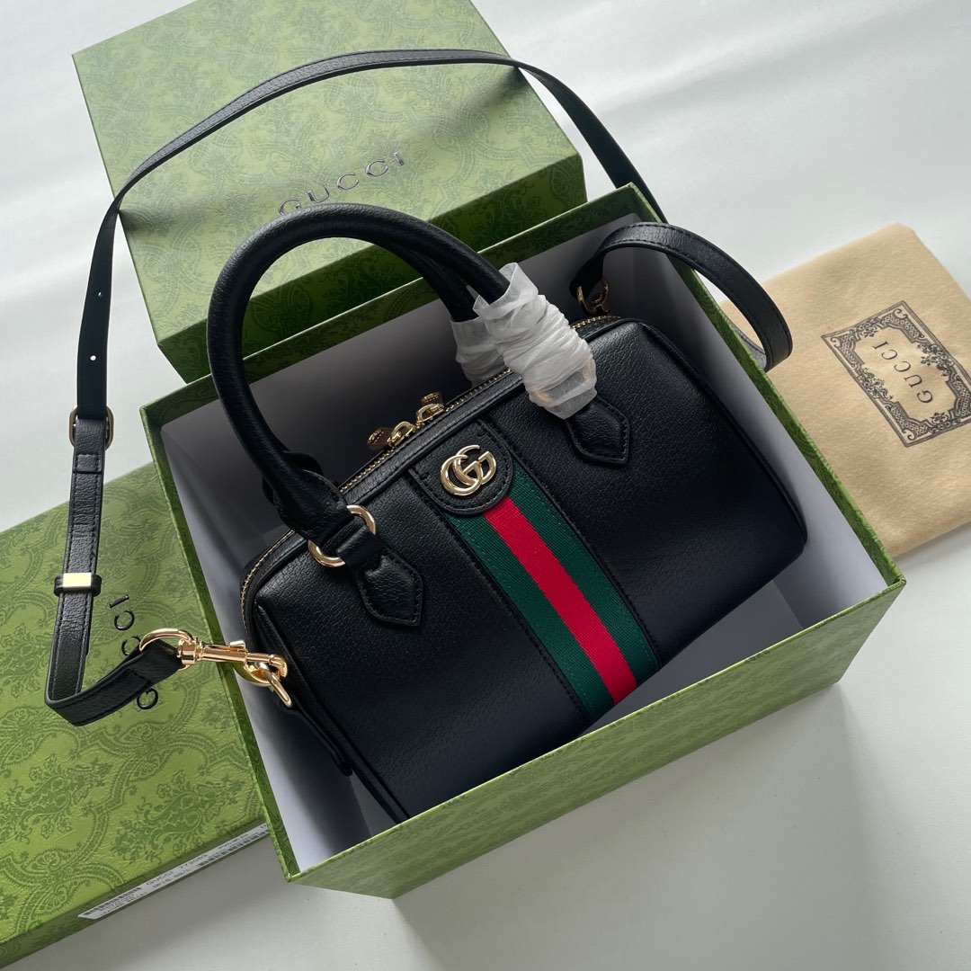 Gucci Black crossbody everyday
