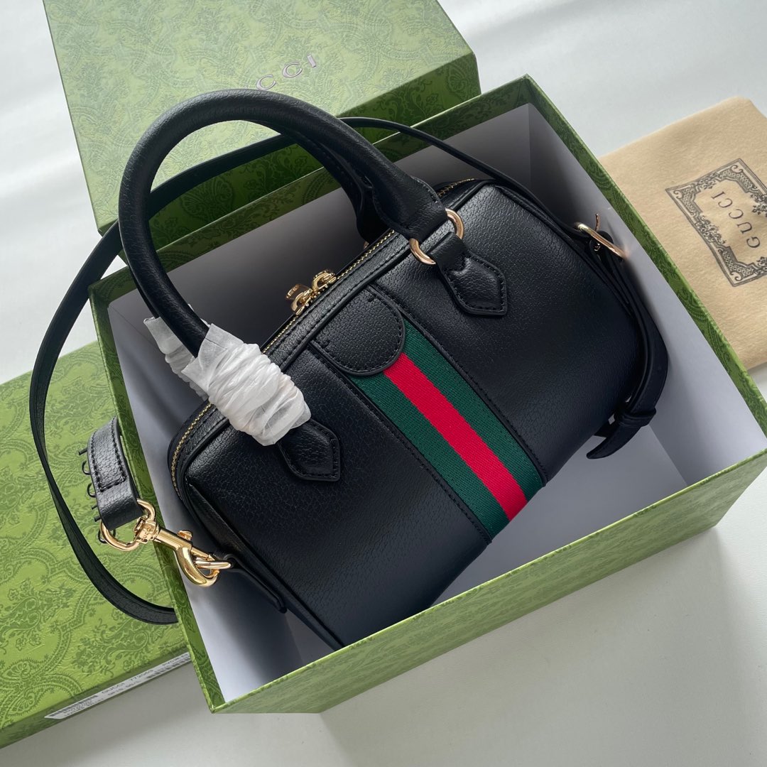 Gucci Black crossbody everyday