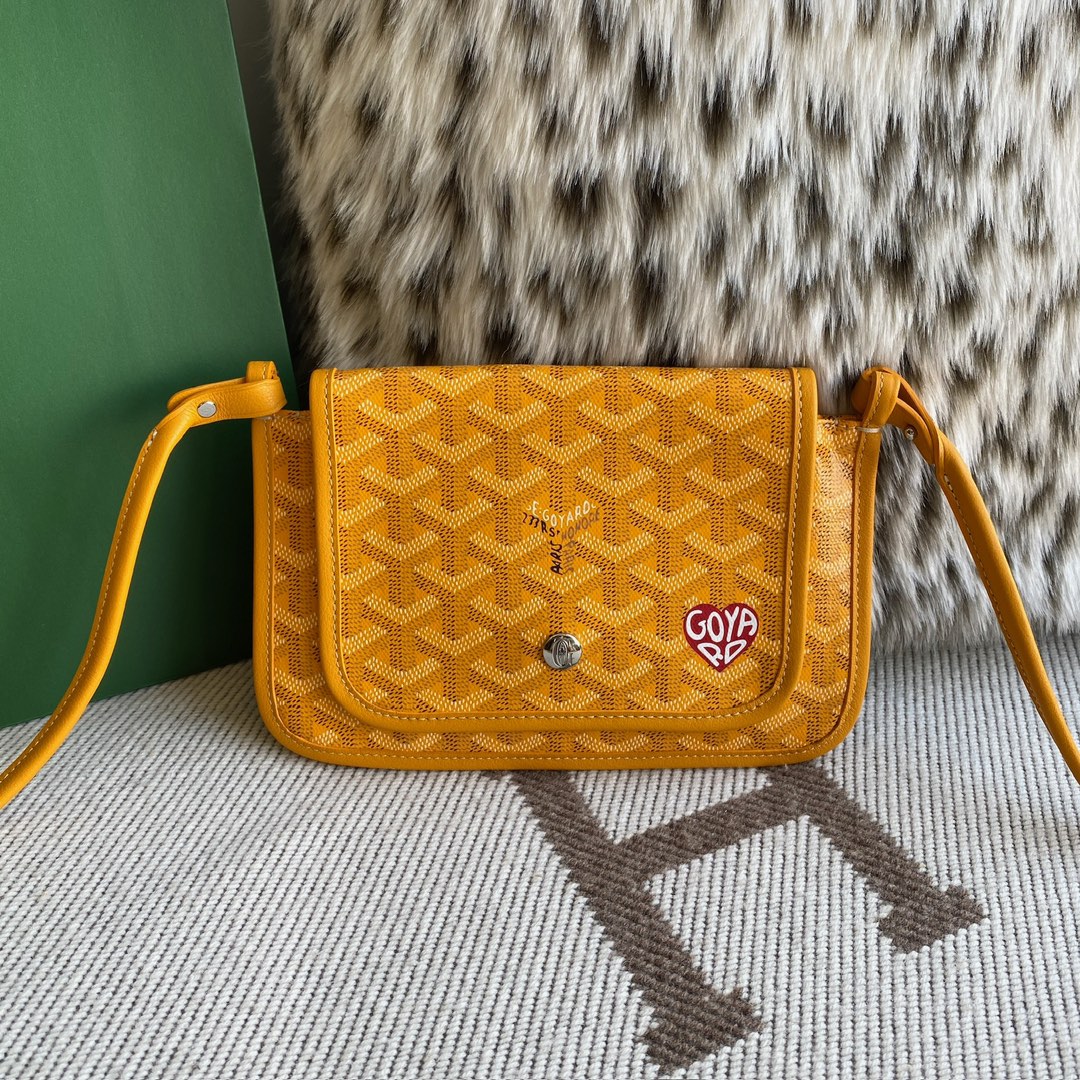 Goyard Crossbody & Shoulder Bags Messenger Bags Envelope