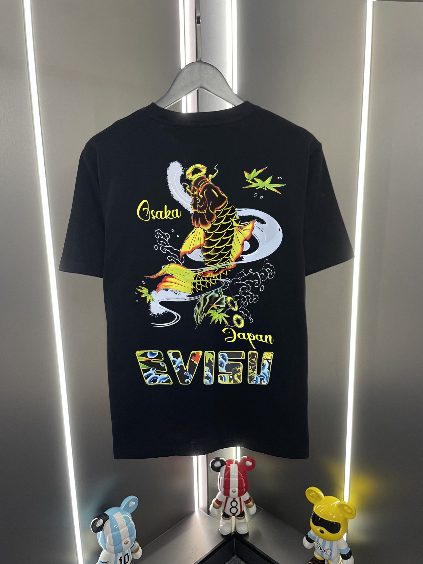 P60 Evisu Fushin 2026 nueva letra colorida carpa koi estampado casual holgado cuello redondo camiseta de manga corta