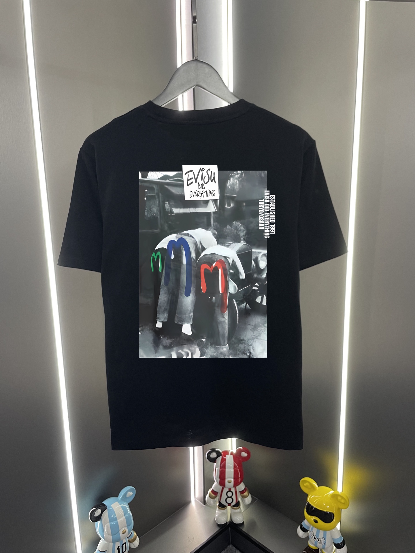 P60 Evisu Fushin 2026 nueva camiseta de manga corta con estampado de letras, gaviota y dos personas grandes, corte rela…