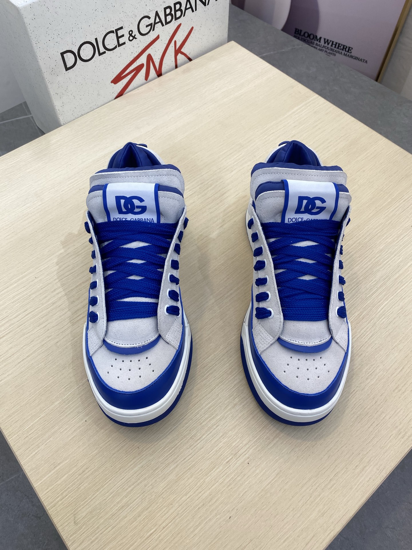 Dolce & Gabbana Men's Blue & White Leather Sneakers - Size 39-44 1 Dolce & Gabbana Men's Blue & White Leather Sneakers - Size 39-44