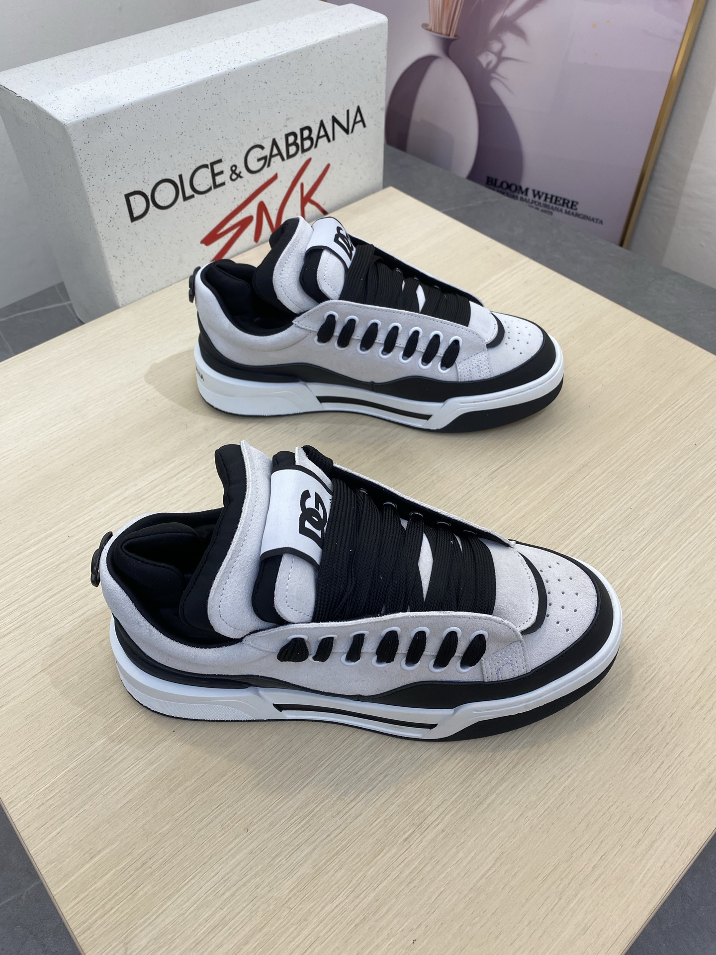 Dolce & Gabbana Men's Leather Sneakers - Premium Comfort, Stylish Design 3 i1745339816125 4537 0 1