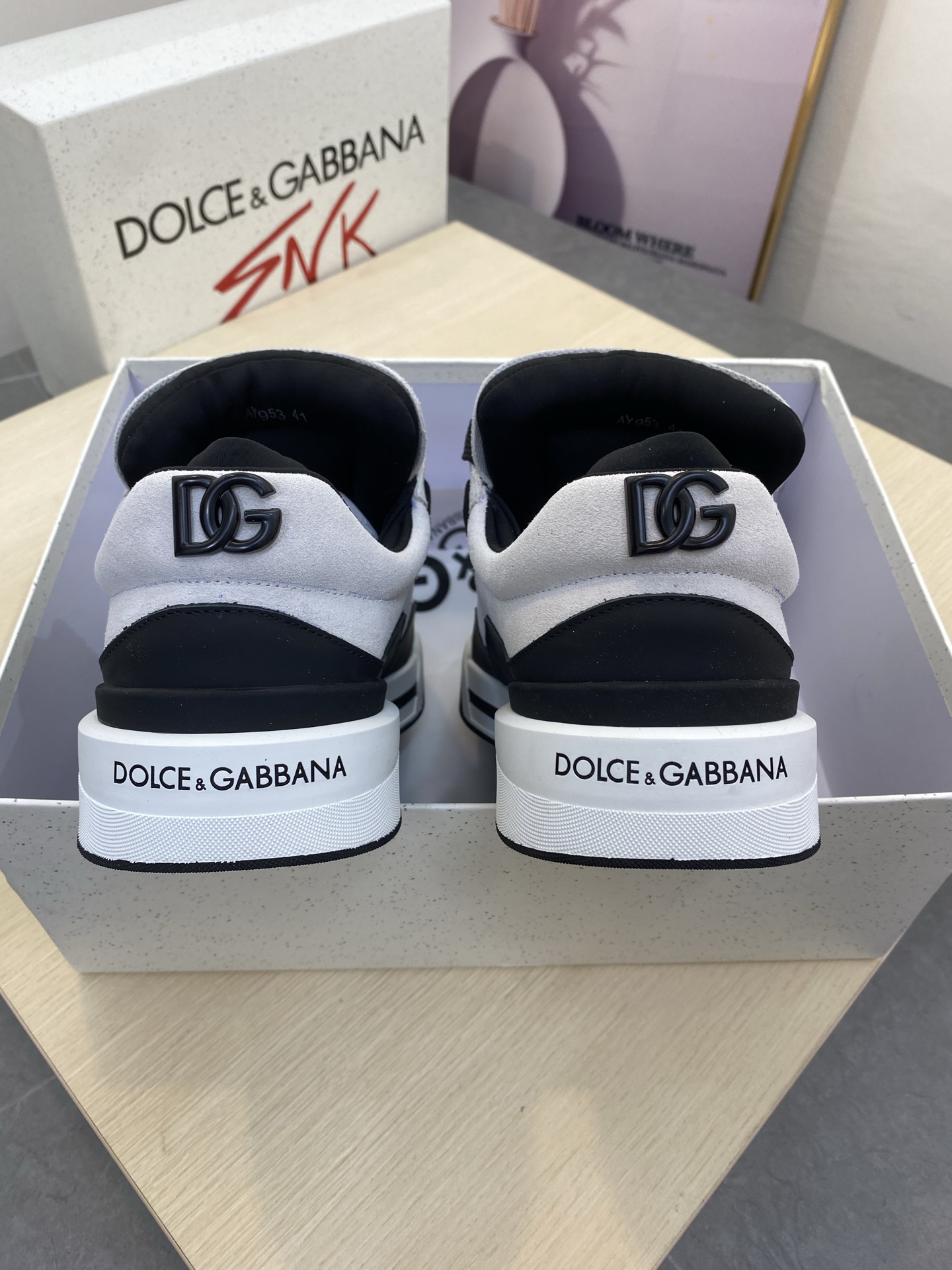 Dolce & Gabbana Men's Leather Sneakers - Premium Comfort, Stylish Design 7 i1745339816220 2538 0 5