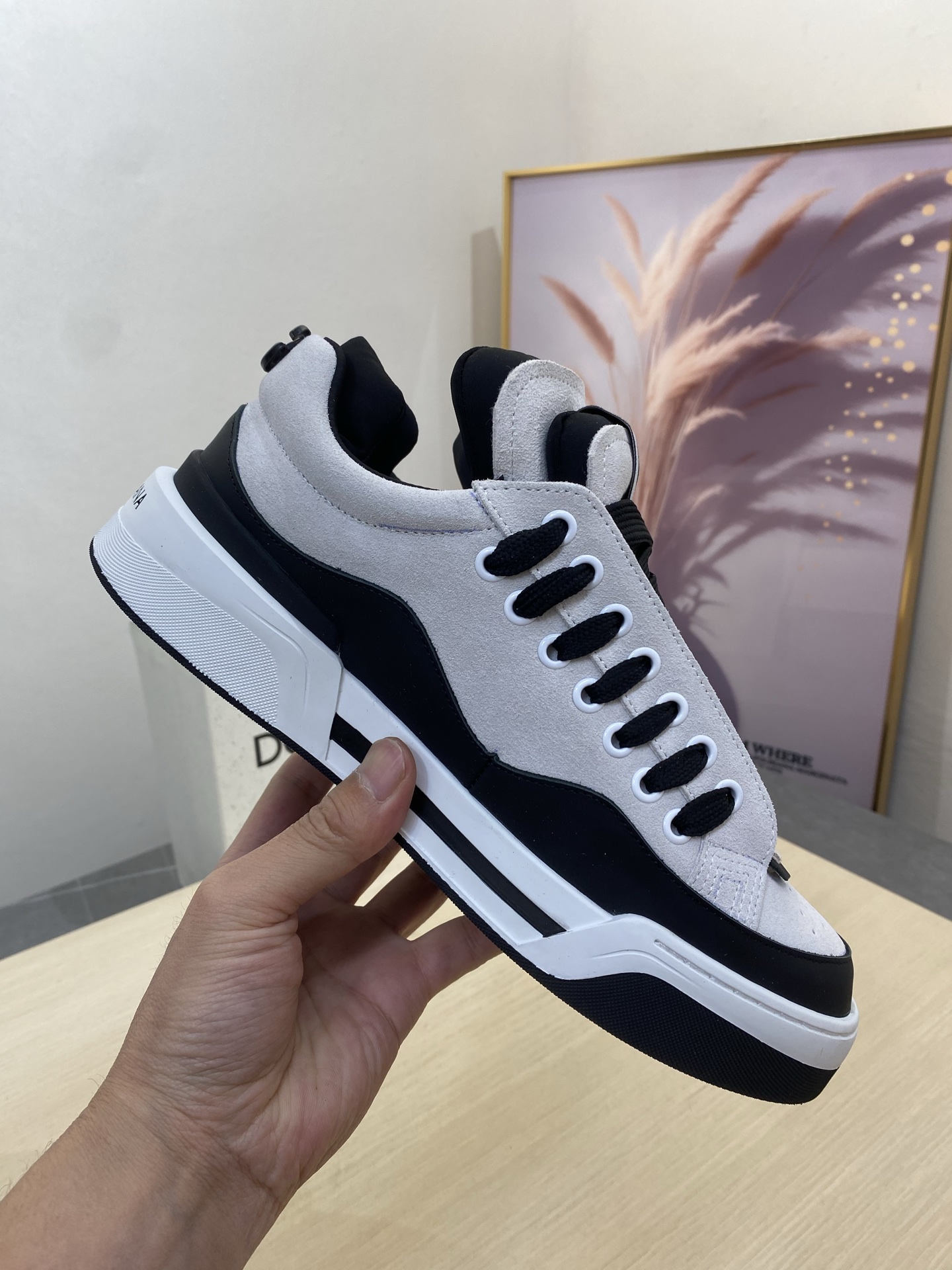 Dolce & Gabbana Men's Leather Sneakers - Premium Comfort, Stylish Design 10 i1745339819395 5796 0 8