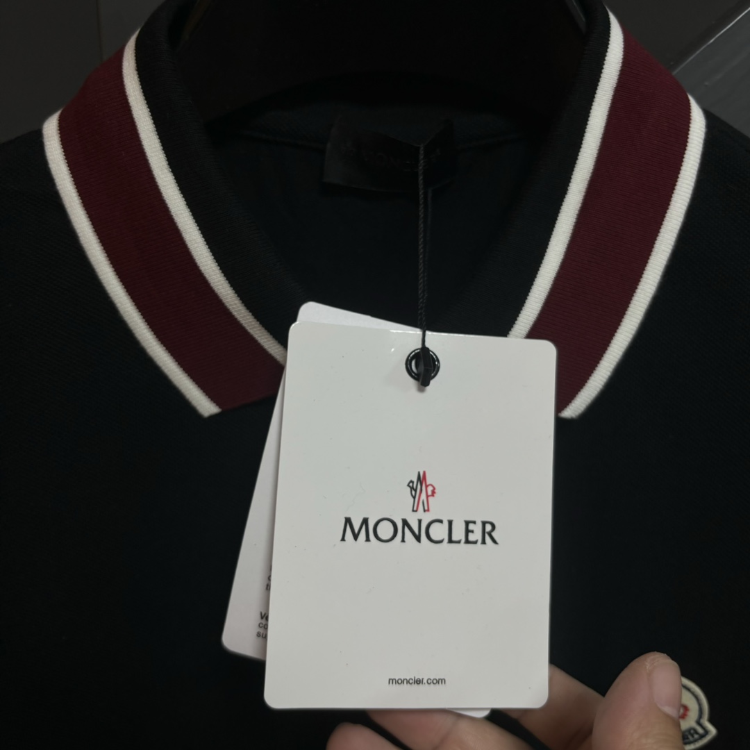 Moncler/蒙口 25ss 经典刺绣Polo短袖